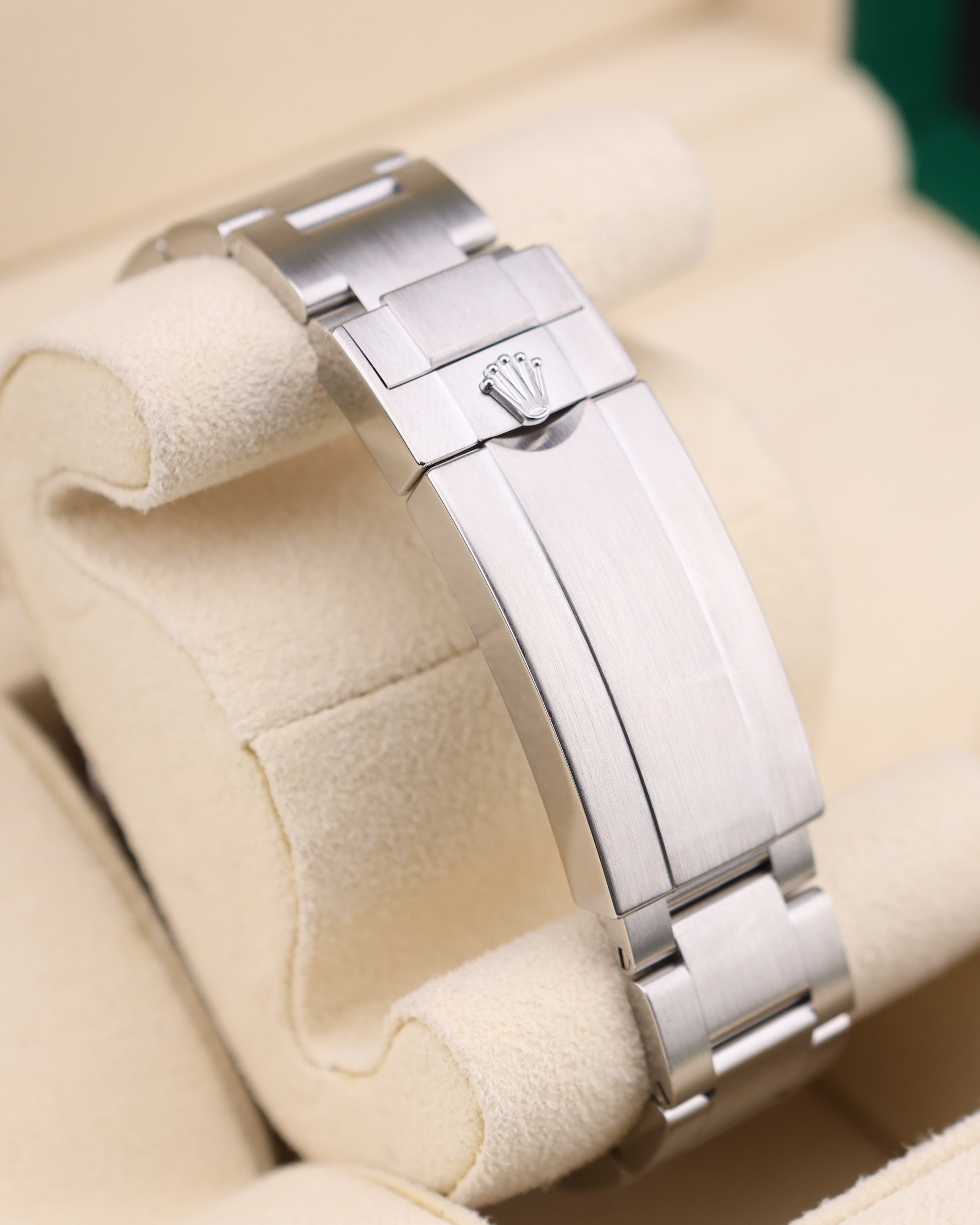 Rolex Submariner Date Starbucks Green Bezel 126610LV - 2024