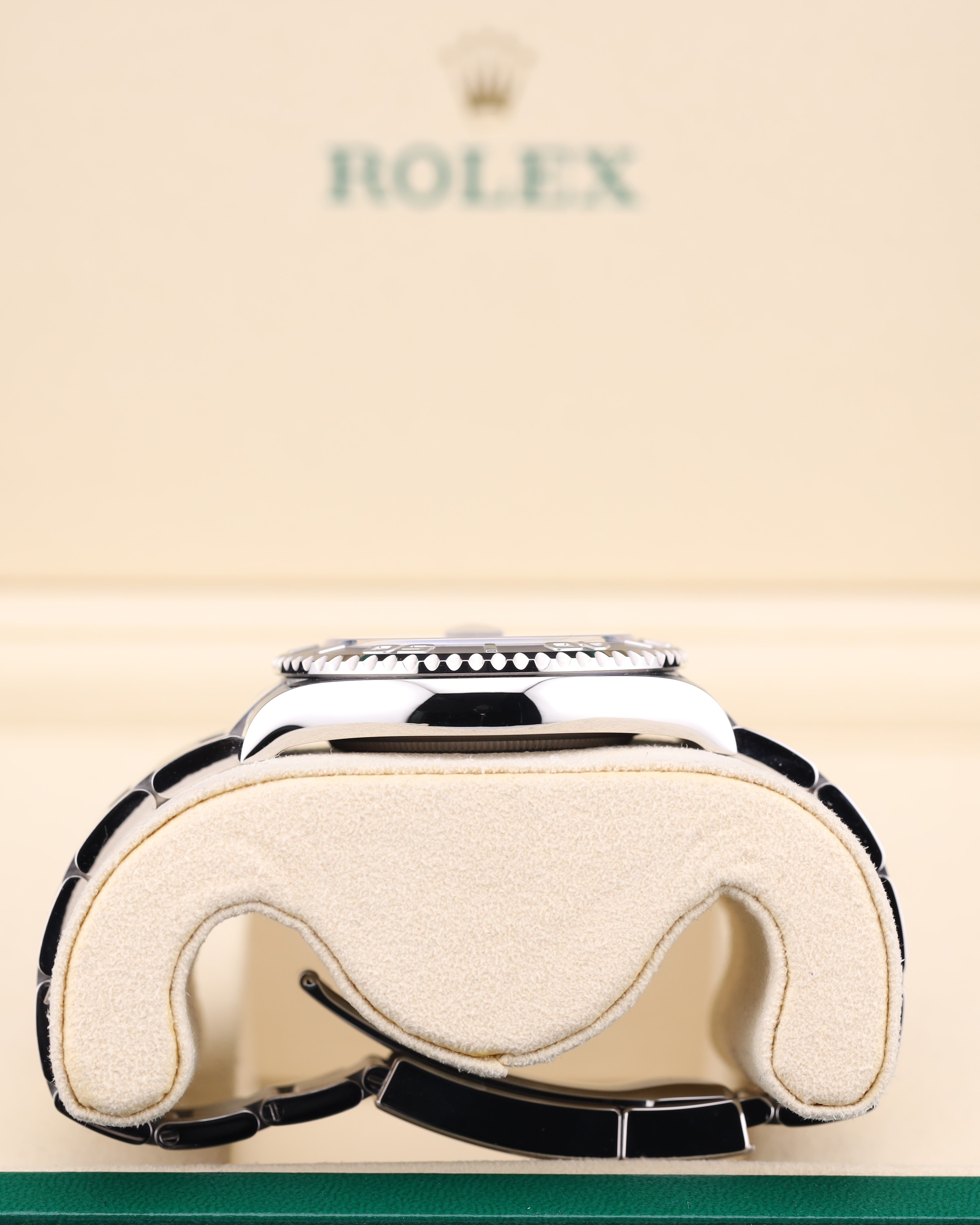Rolex Yacht-Master 40 Blue Dial Red Hand Steel Oyster 126622