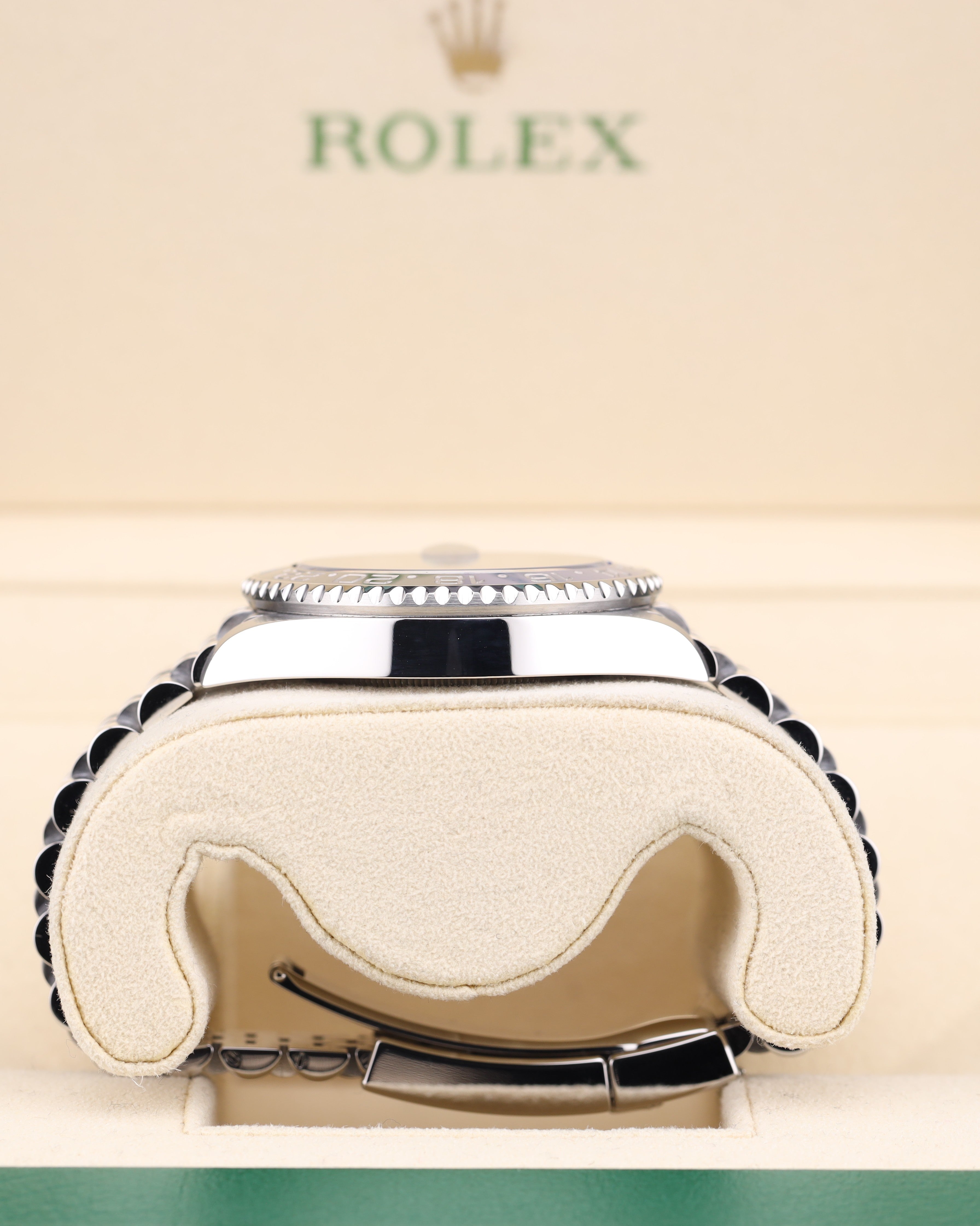 Rolex GMT-Master II Batgirl/Batman Jubilee 126710BLNR - 2021