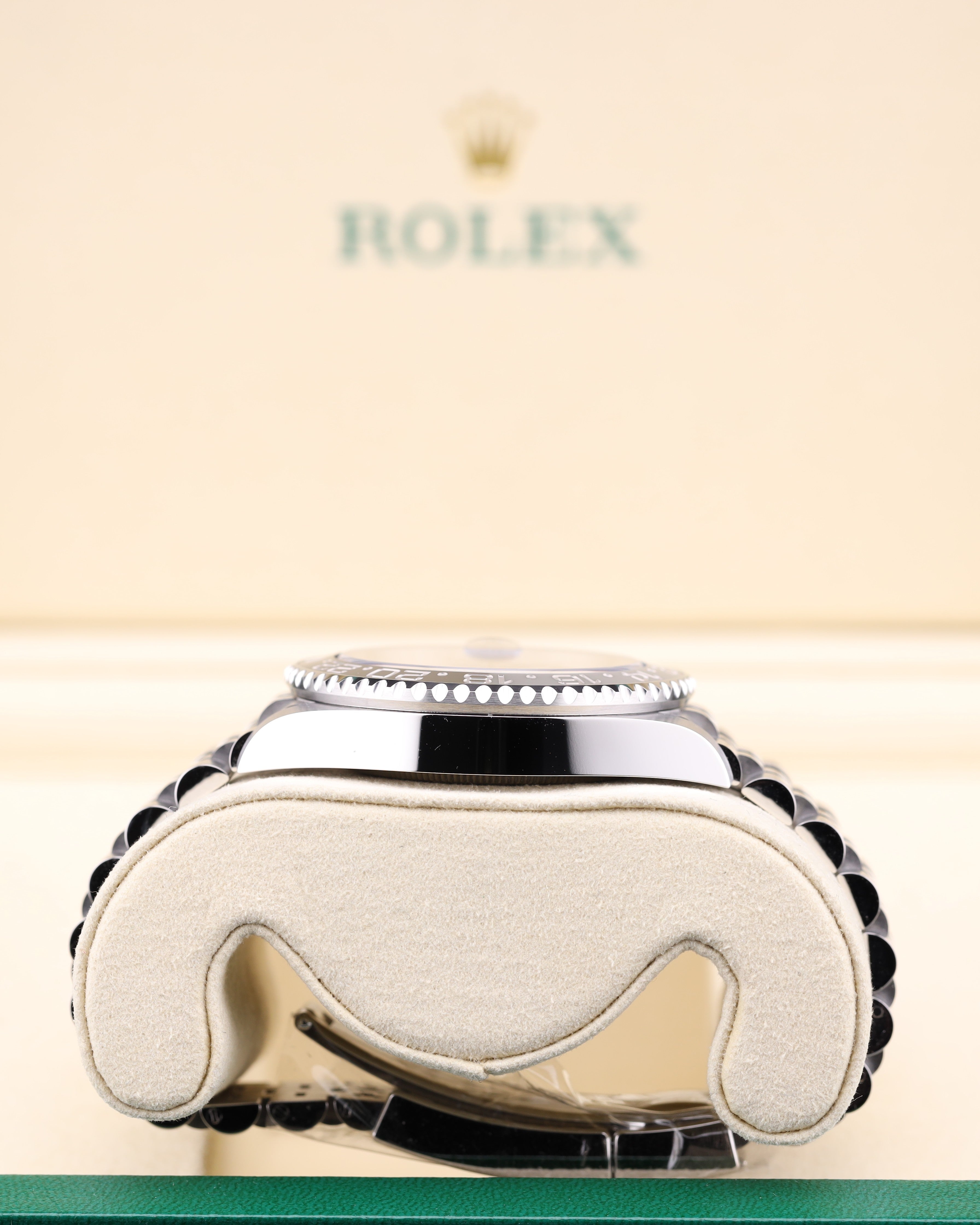 Rolex GMT-Master II Bruce Wayne Jubilee 126170GRNR Full Set 2025