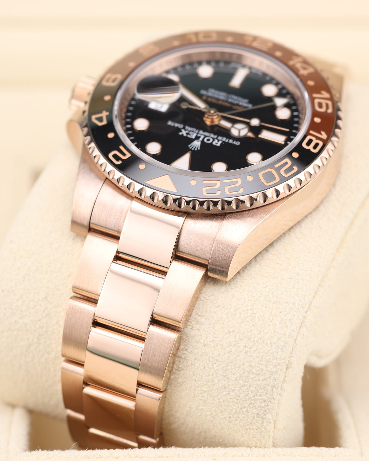 Rolex GMT-Master II Rootbeer Full Rose Gold Oyster 126715CHNR