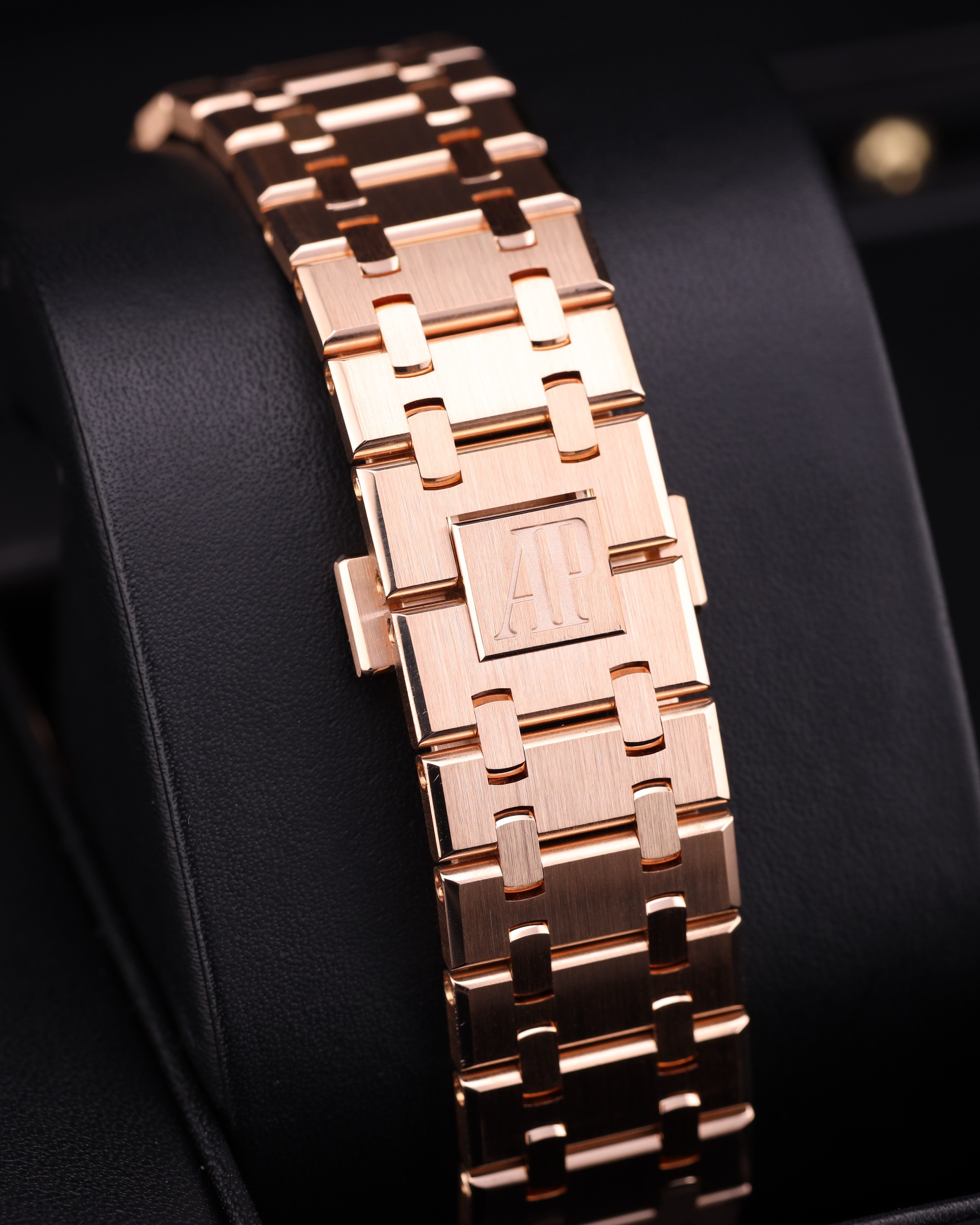 Audemars Piguet Royal Oak Selfwinding Blue Dial Rose Gold 15400OR