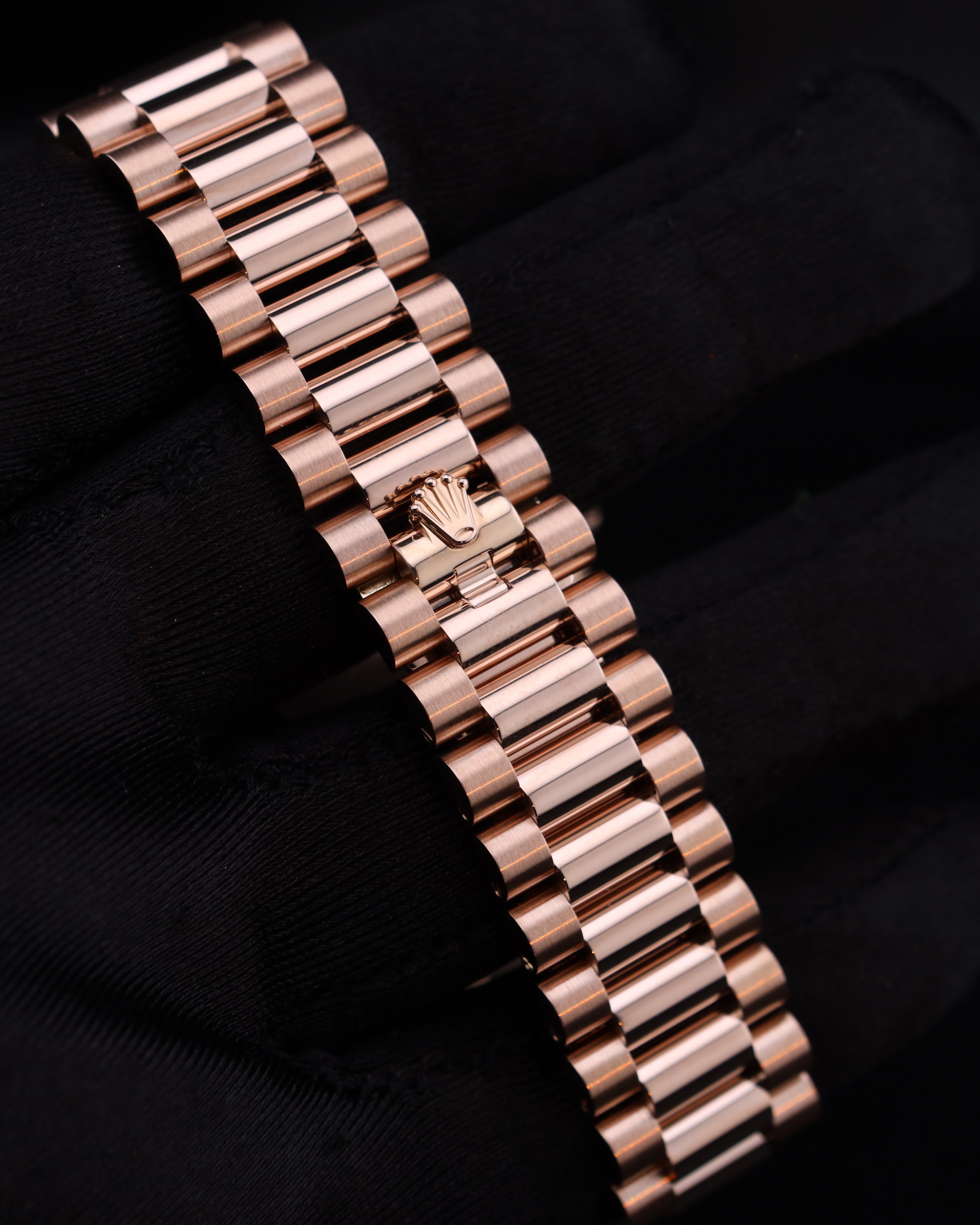 Rolex Day-Date 40 Baguette Sundust Pink Dial Diamond Bezel 228345RBR