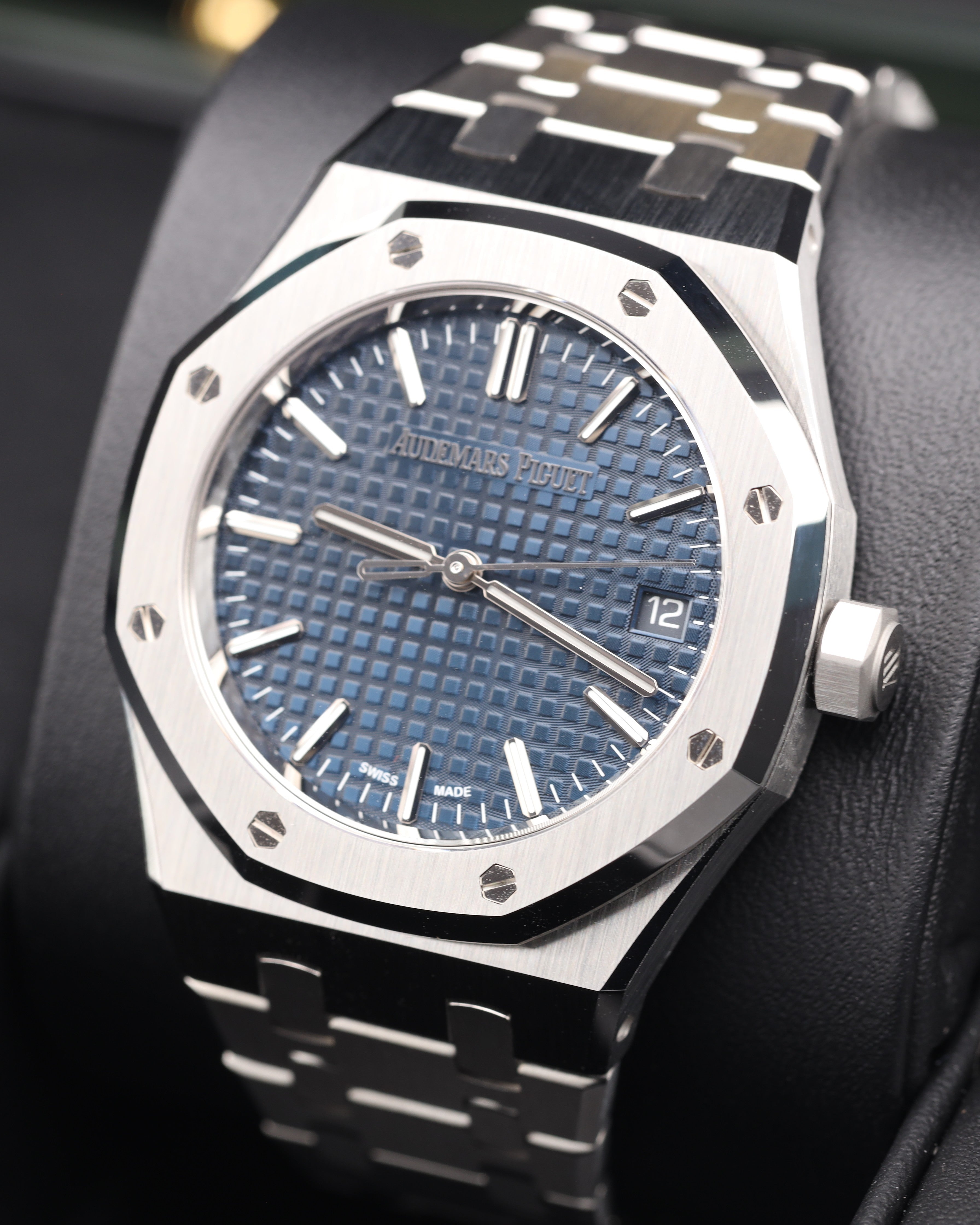 Audemars Piguet Royal Oak 37mm Blue Dial  15550ST.OO.1356ST.06