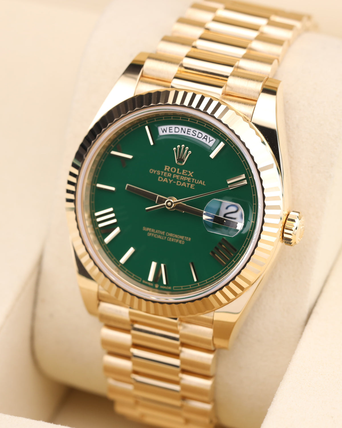 Rolex Day-Date 40 Money Green Roman Dial Presidential 228238