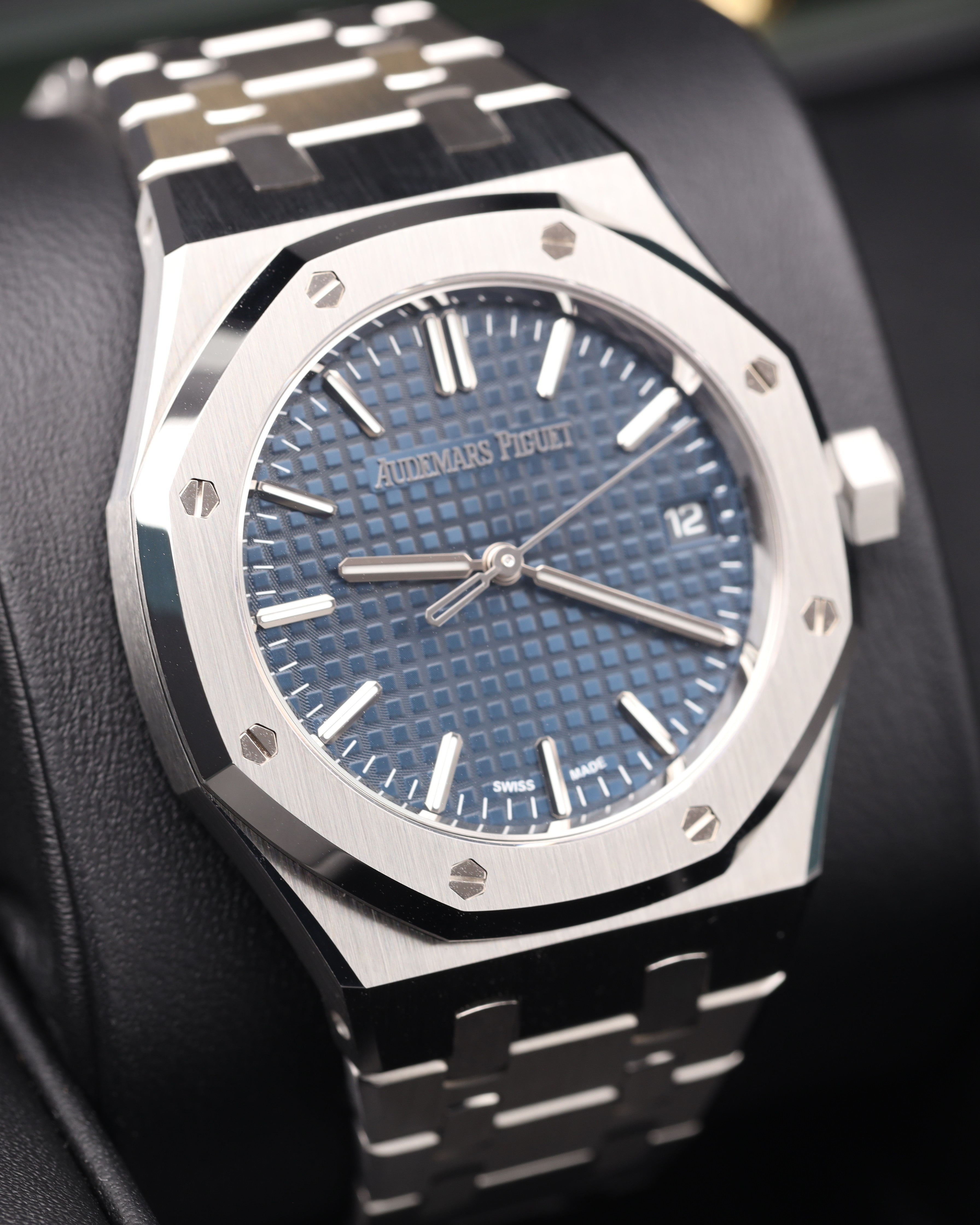 Audemars Piguet Royal Oak 37mm Blue Dial  15550ST.OO.1356ST.06
