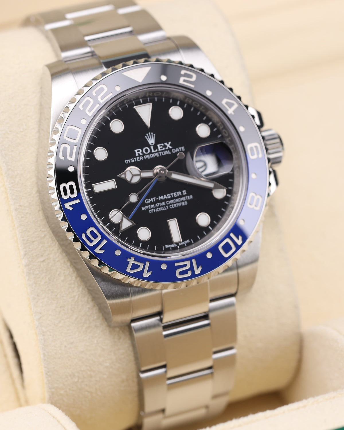 Rolex GMT-Master II Batman on Oyster 116710BLNR