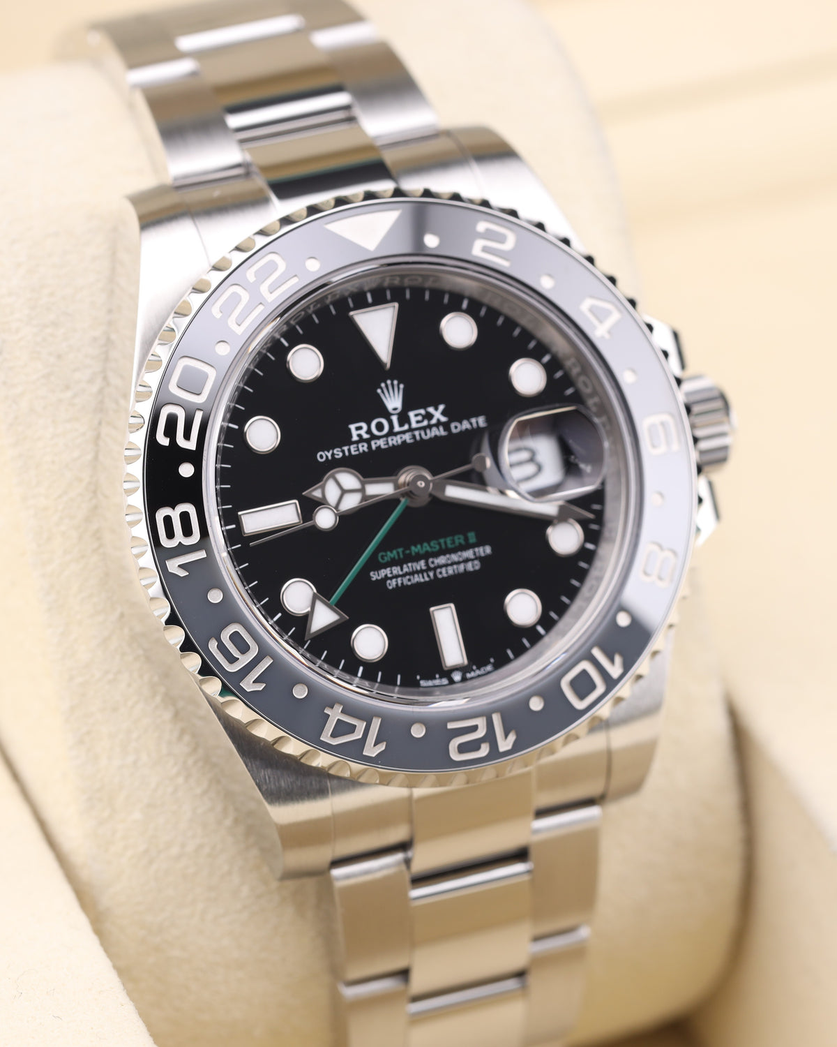 Rolex GMT-Master II Bruce Wayne on Oyster 126710GRNR
