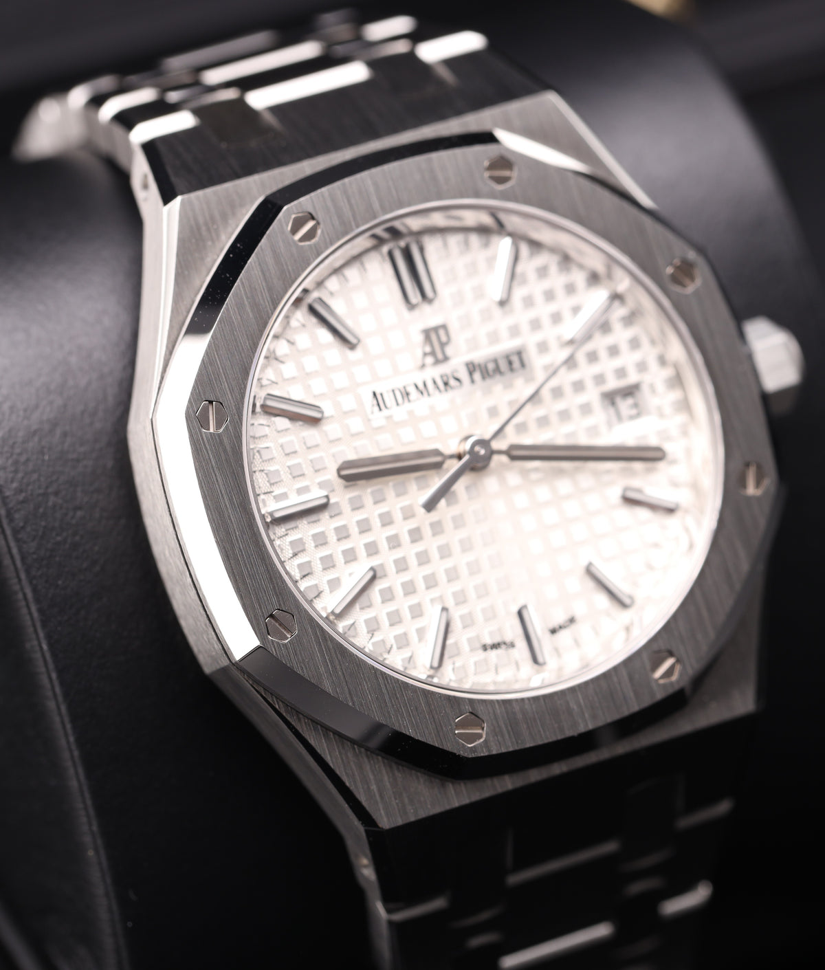 Audemars Piguet Royal Oak 34mm White Dial Stainless Steel 77350ST