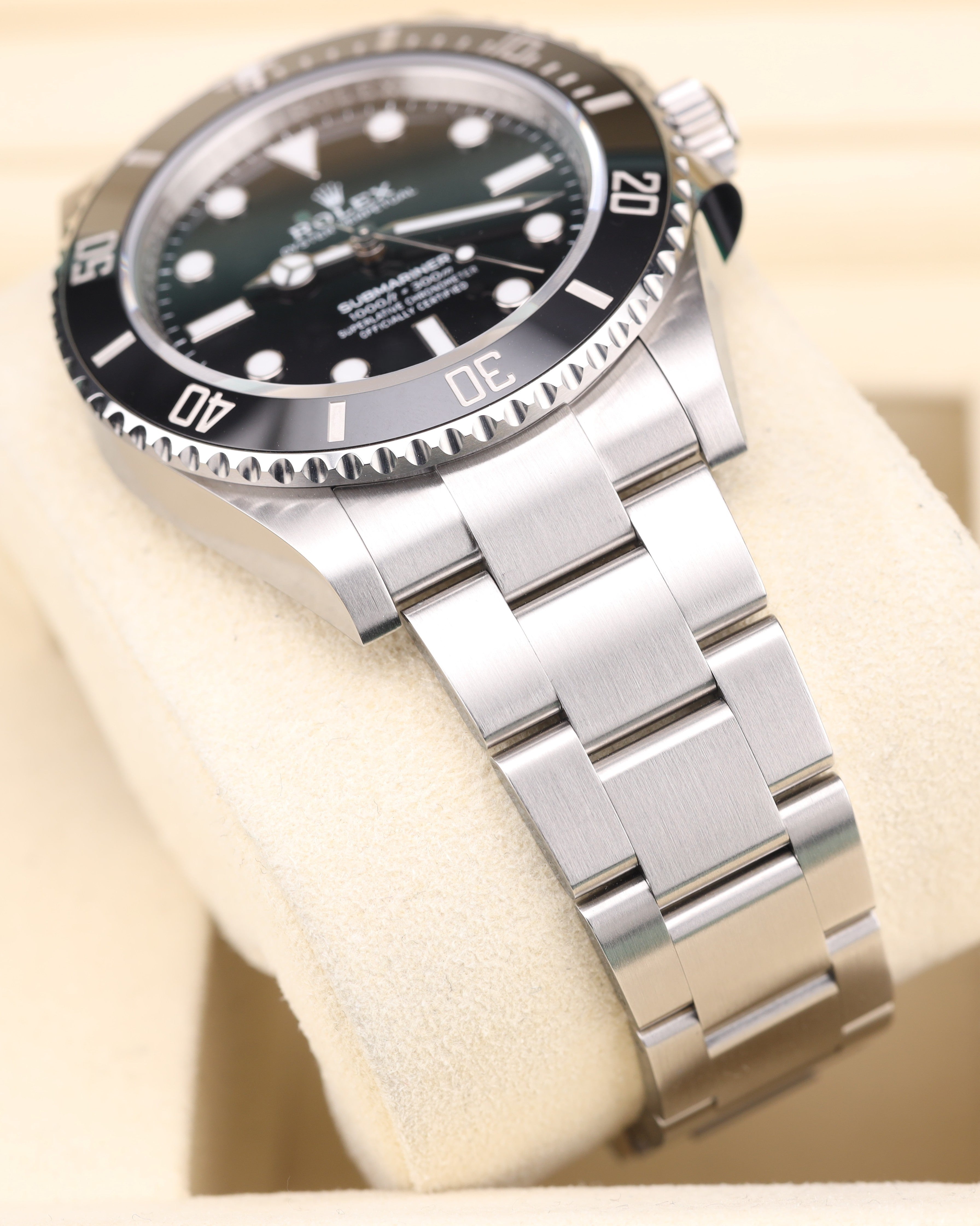 Rolex Submariner (No Date) August 2026 Submariner No Date Black Dial Oyster 124060 August 2026 Full Set Fresh Date