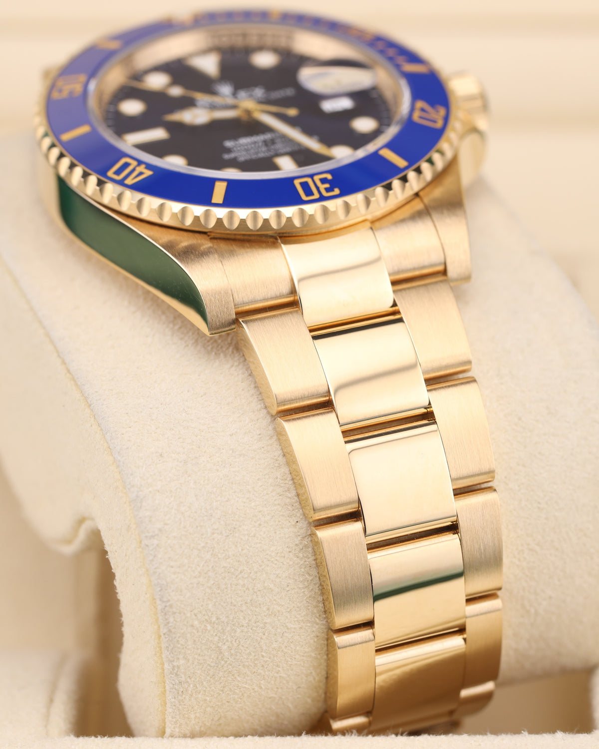 Rolex Submariner Date 41 Bluesy Yellow Gold Blue Dial Oyster 126618LB