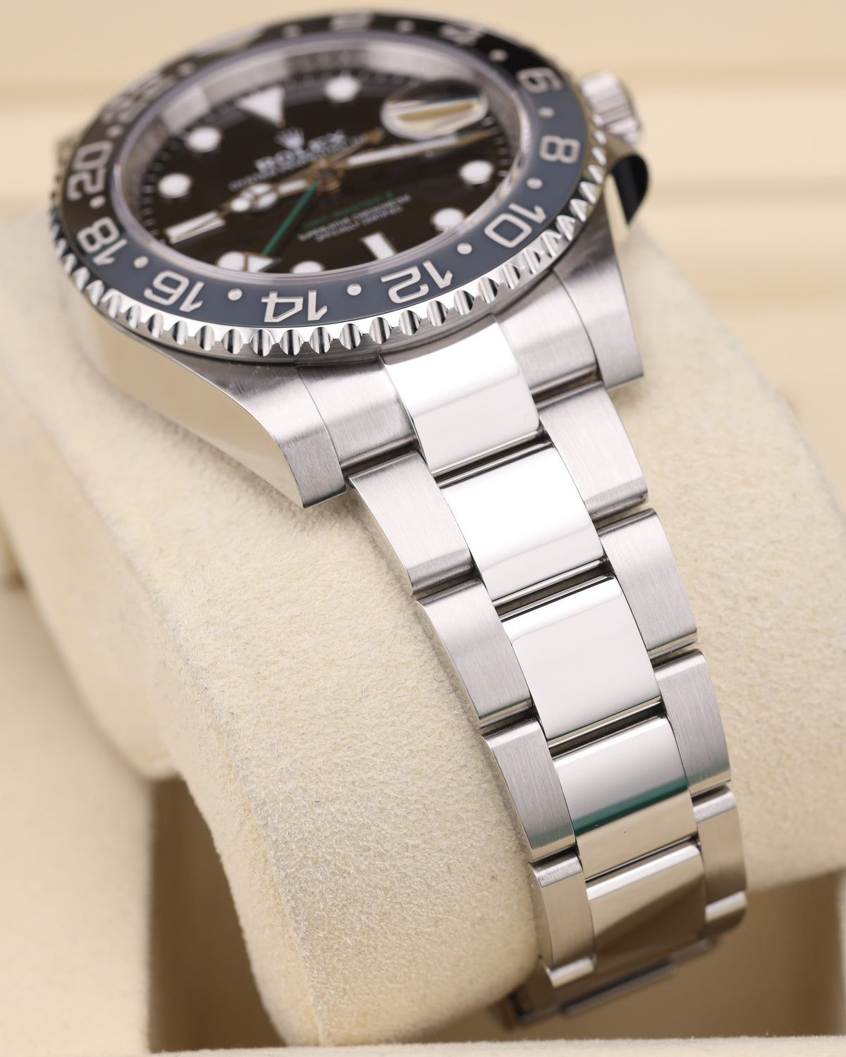 Rolex GMT-Master II Bruce Wayne on Oyster 126710GRNR