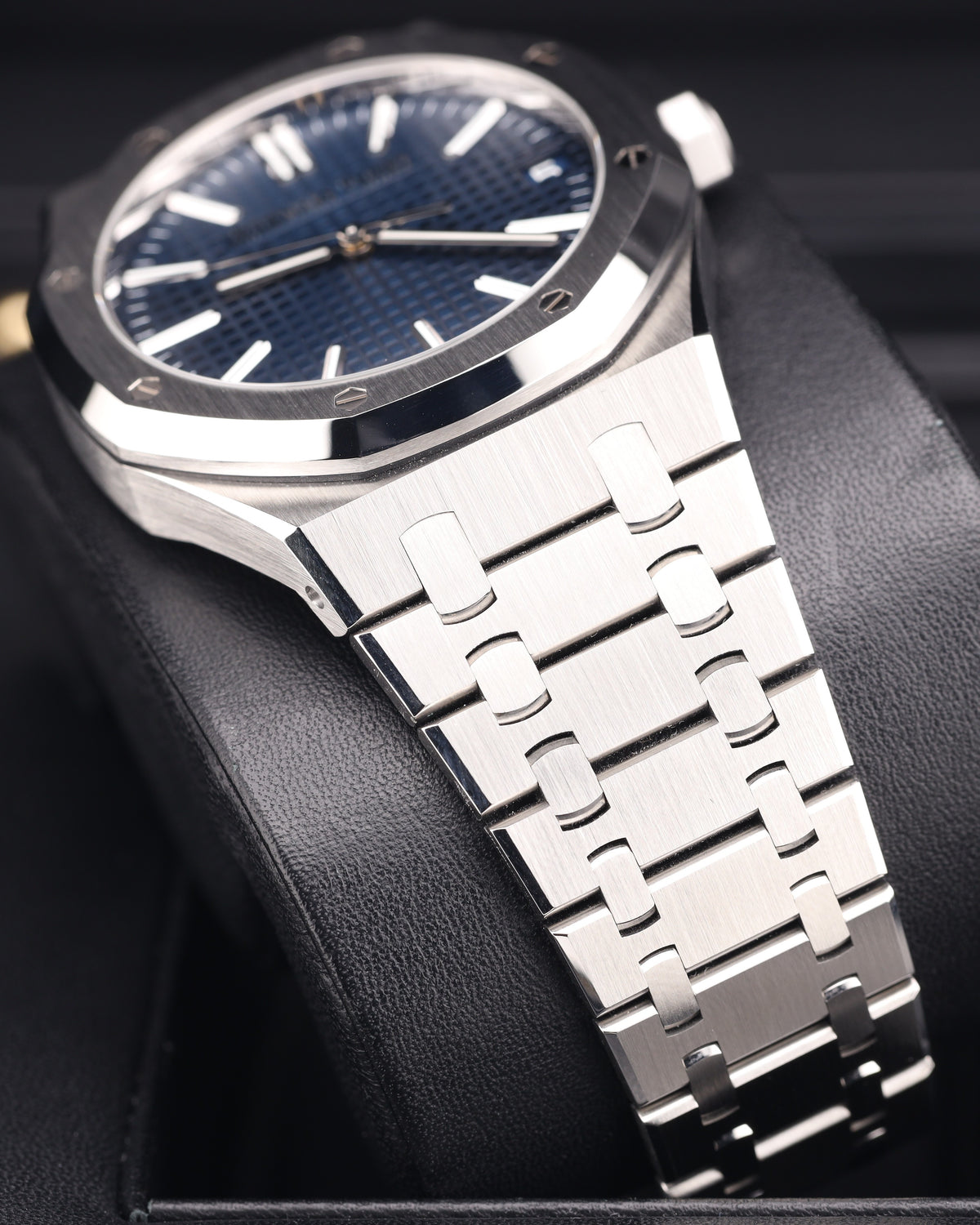 Audemars Piguet Royal Oak Blue Dial 41mm Stainless Steel 15510ST.OO.1320ST.01