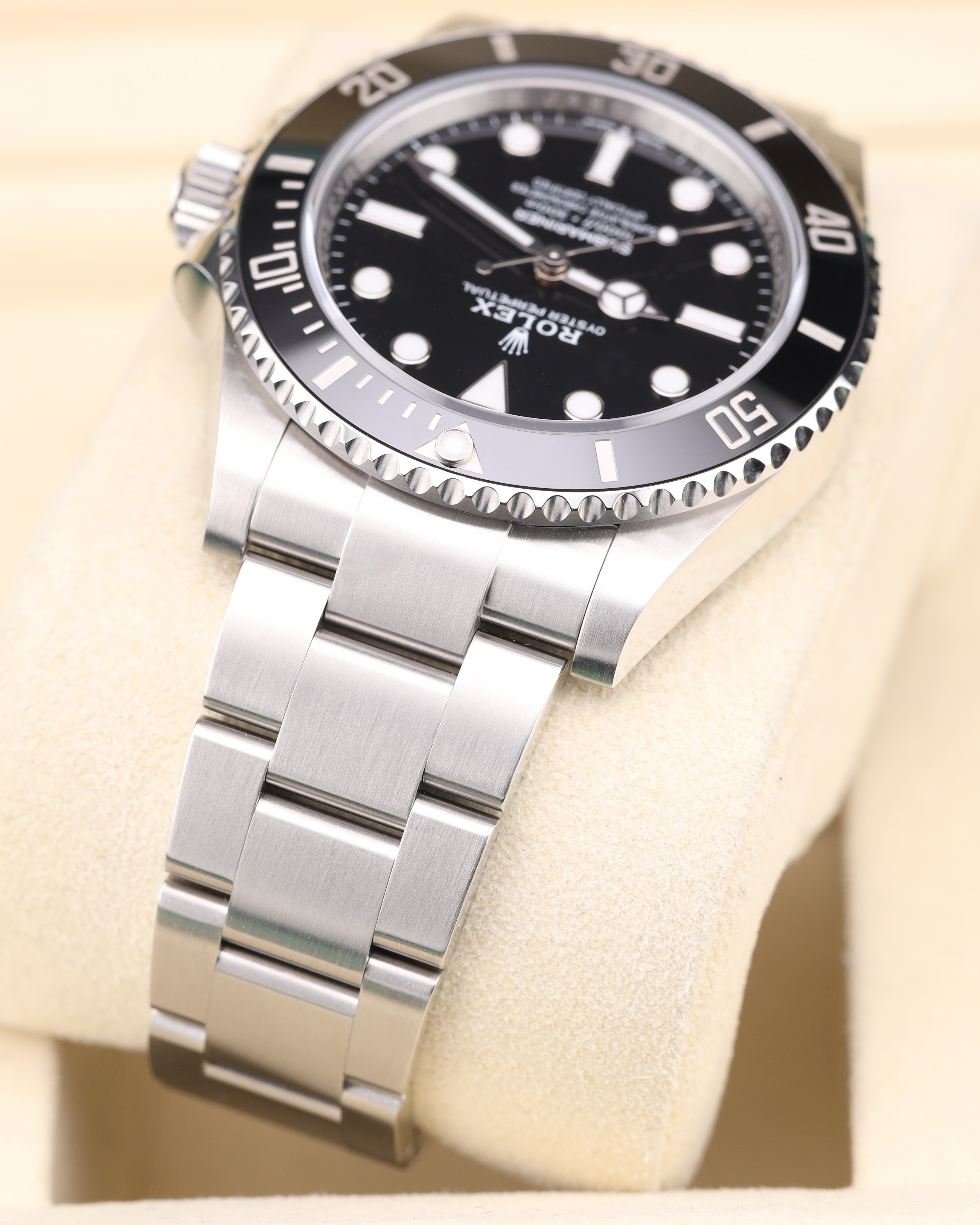 Rolex Submariner (No Date) August 2026 Submariner No Date Black Dial Oyster 124060 August 2026 Full Set Fresh Date