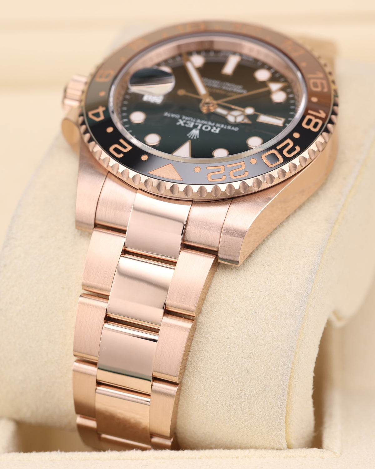 Rolex GMT-Master II Rootbeer Full Rose Gold Oyster 126715CHNR