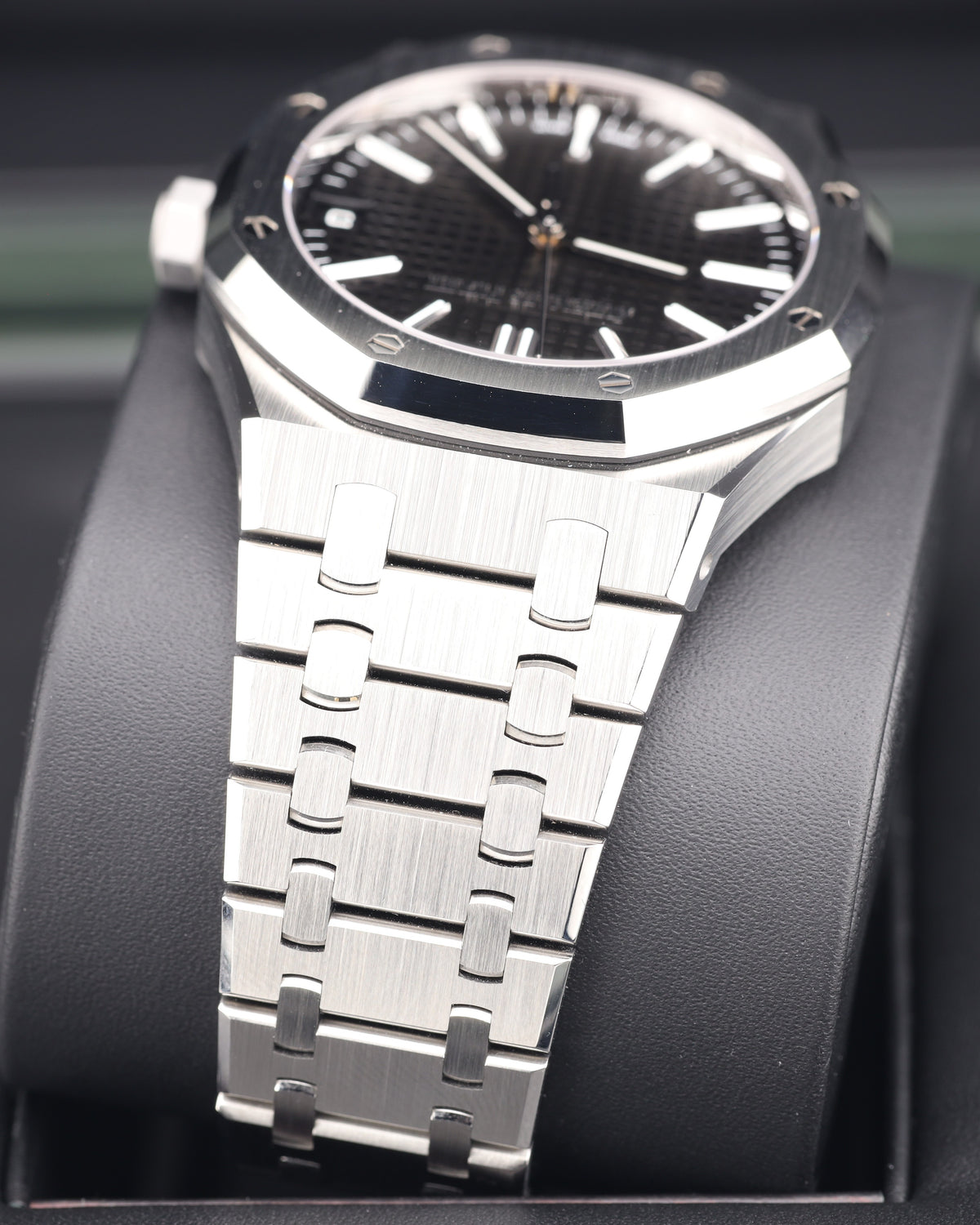 Audemars Piguet Royal Oak Black Dial 41mm Stainless Steel 15510ST.OO.1320ST.07