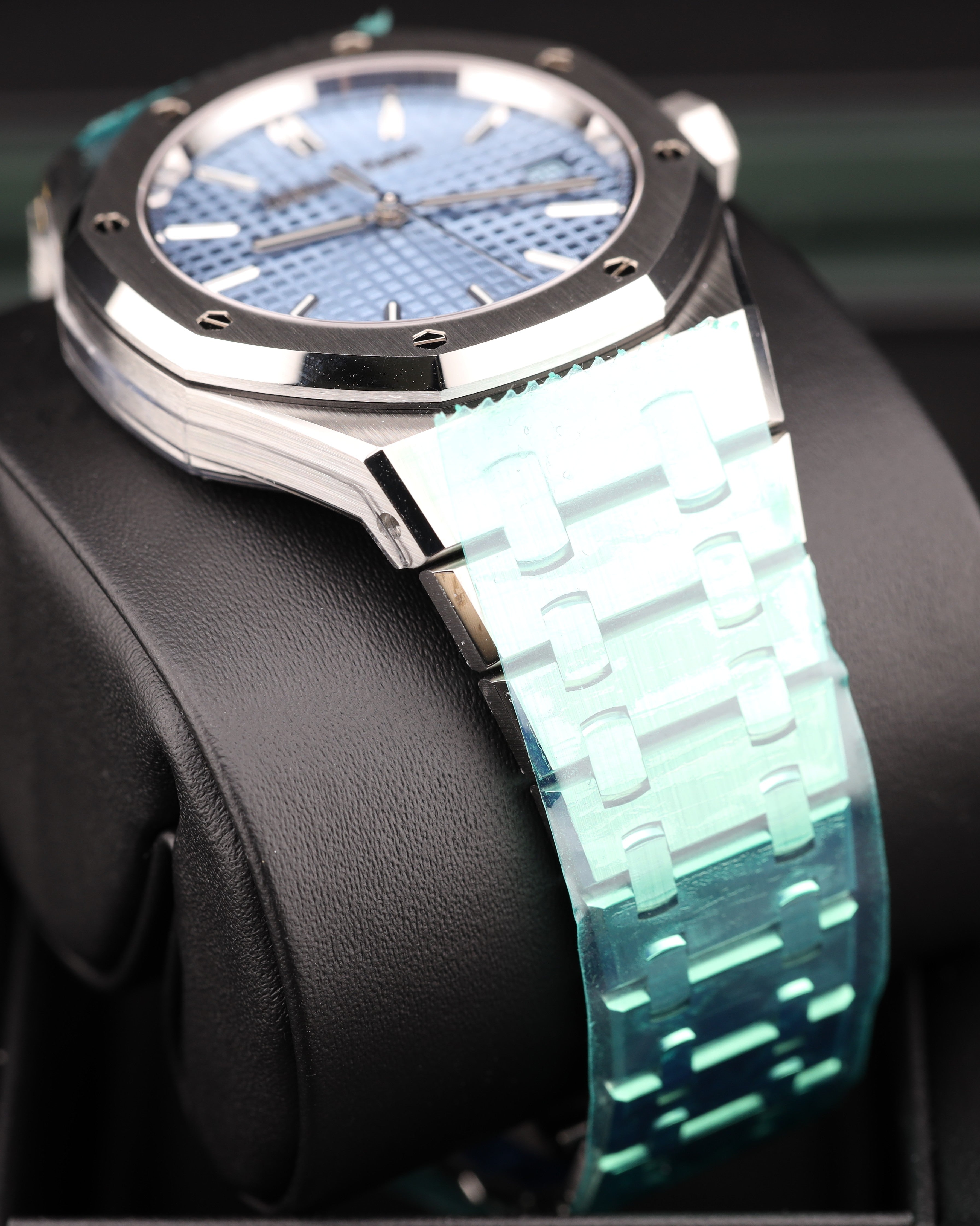 Audemars Piguet Royal Oak 37mm Ice Blue Dial 15550ST