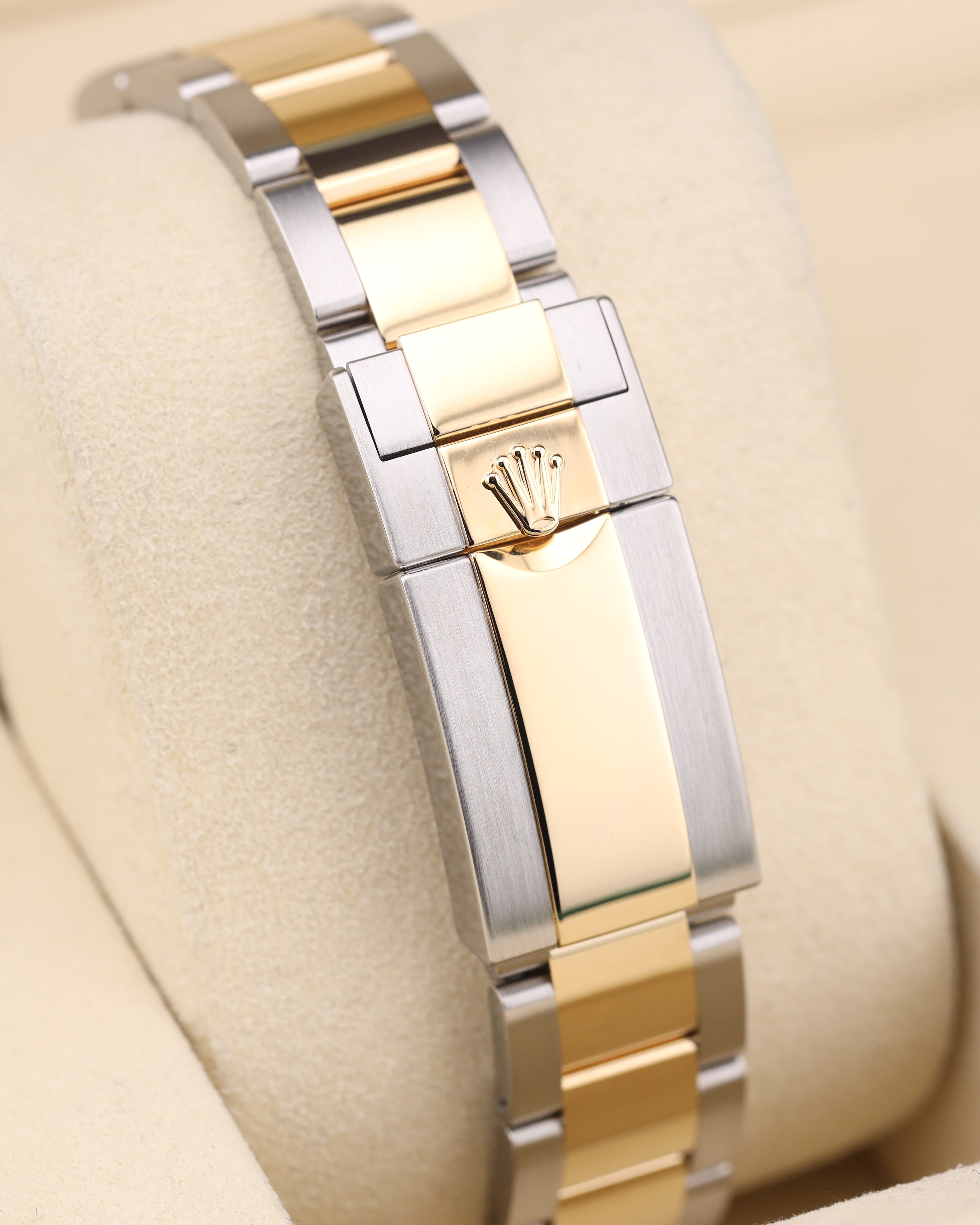 Rolex Daytona Champagne Dial Two Tone Yellow Gold Oyster 126503