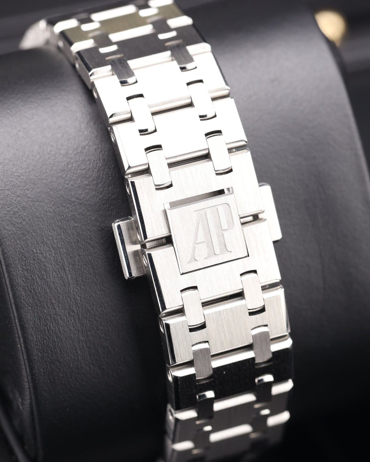 Audemars Piguet Royal Oak 34mm White Dial Stainless Steel 77350ST