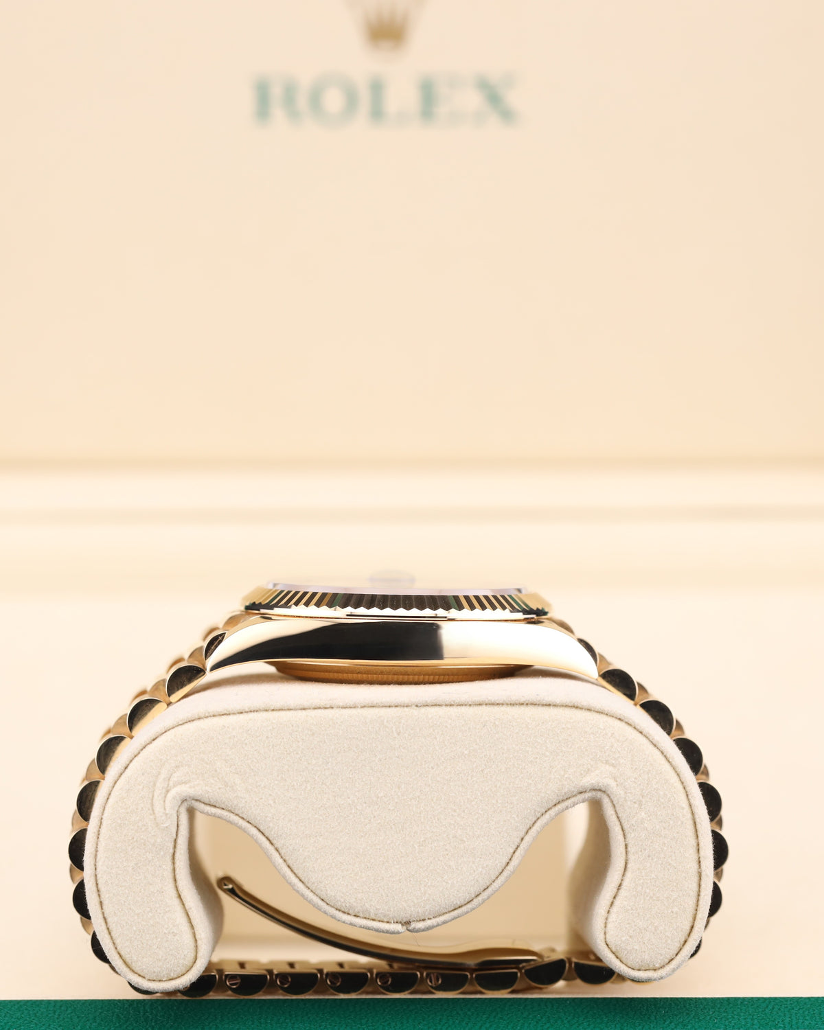 Rolex Day-Date 40 Money Green Roman Dial Presidential 228238