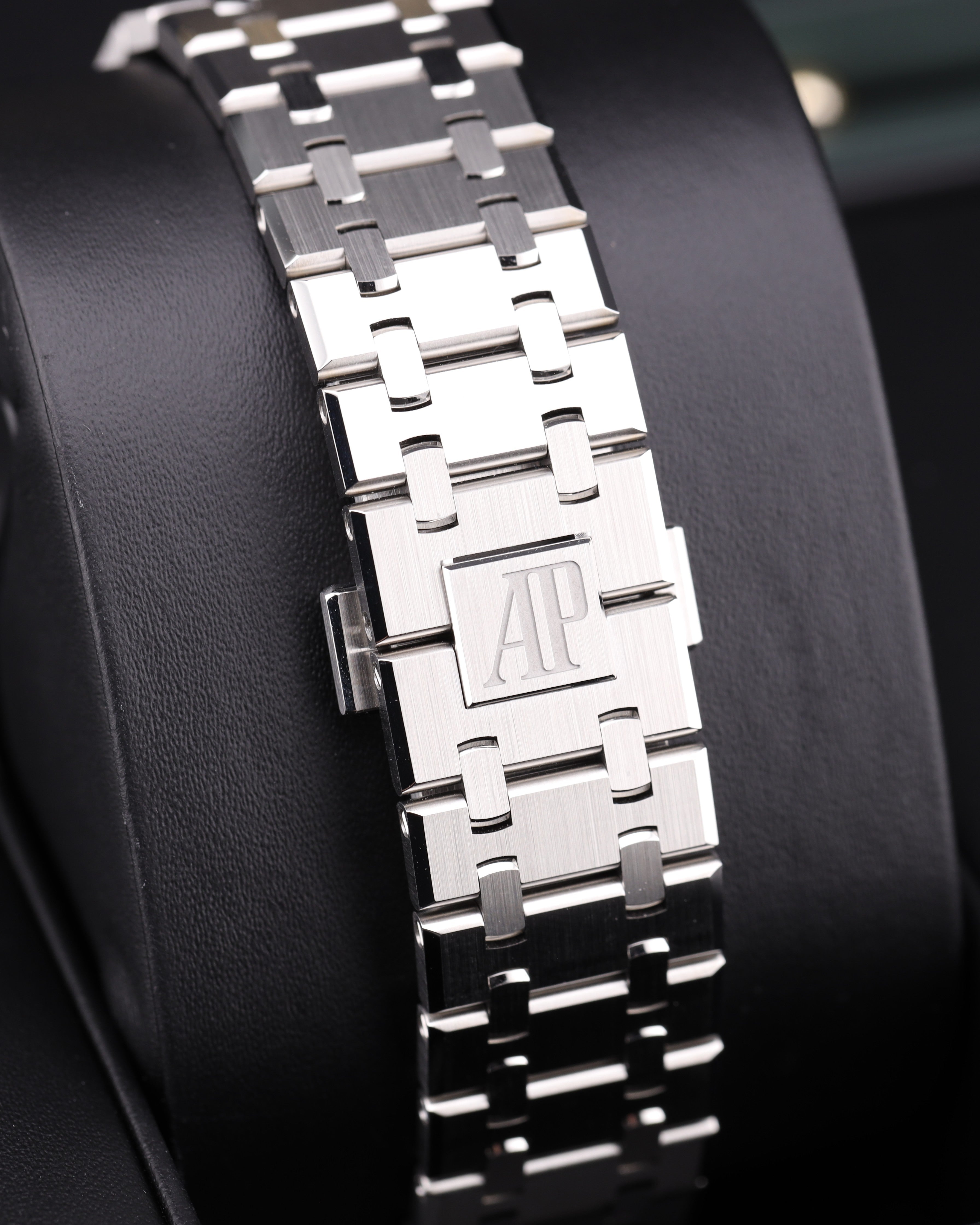 Audemars Piguet Royal Oak Green Dial 15510ST