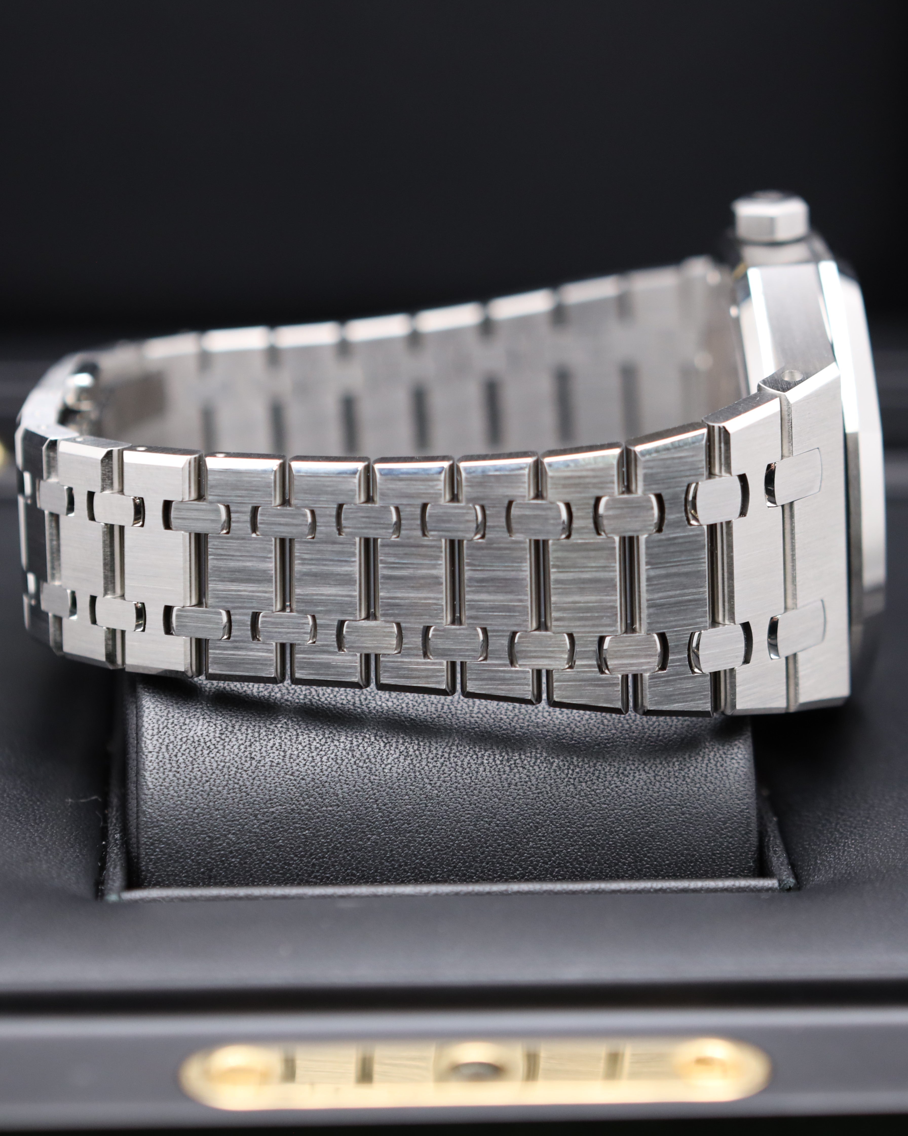 Audemars Piguet Royal Oak 15500ST Black Dial Full Set 2021