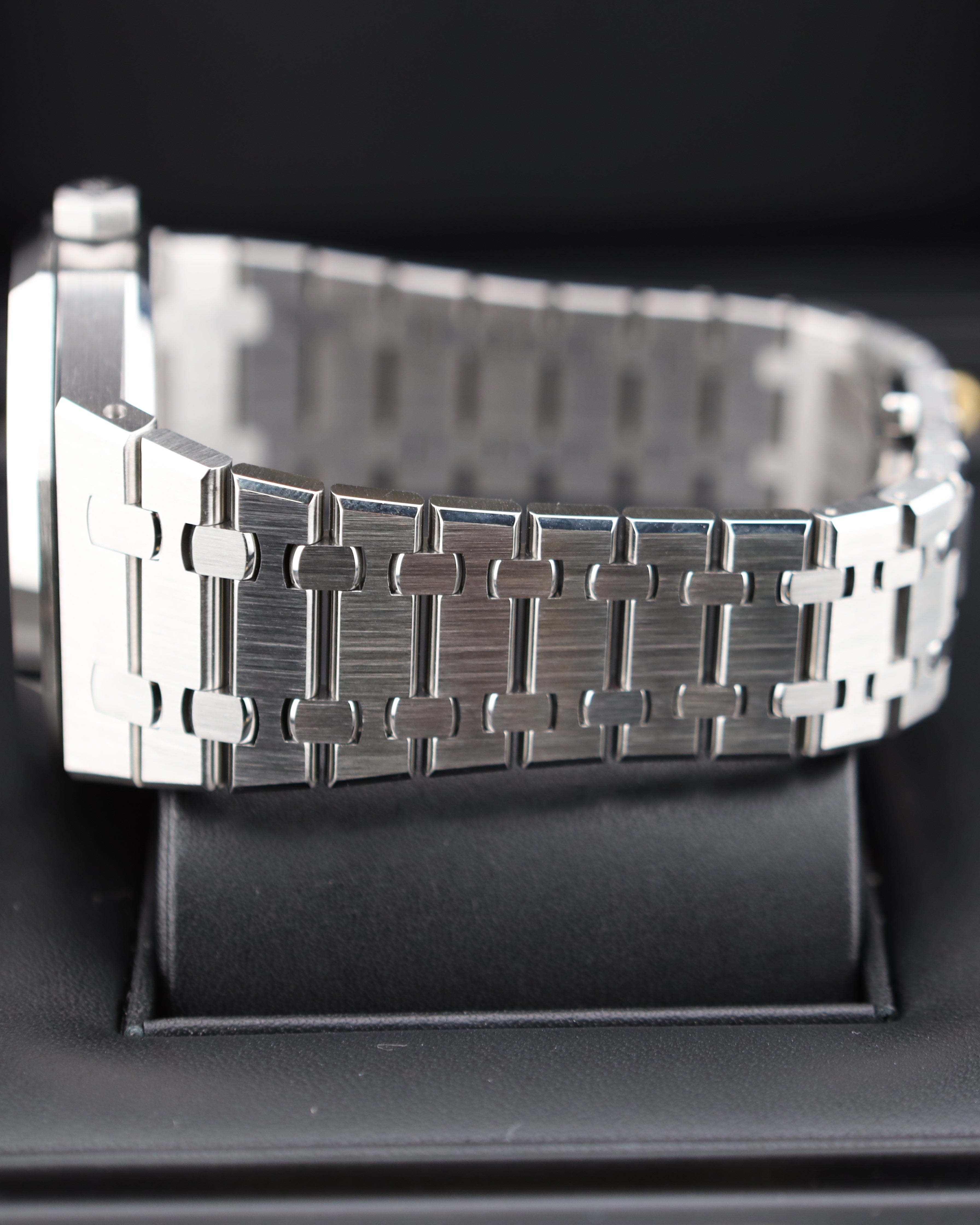 Audemars Piguet Royal Oak 15500ST Black Dial Full Set 2021