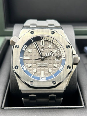 Audemars Piguet Royal Oak Offshore Diver 15720ST.OO.A009CA.01