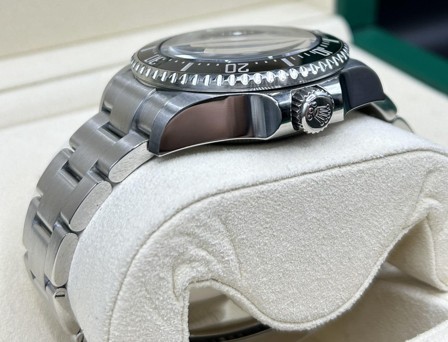 Rolex Sea-Dweller 44mm Deepsea Black 136660 – MVP Jewelers Miami