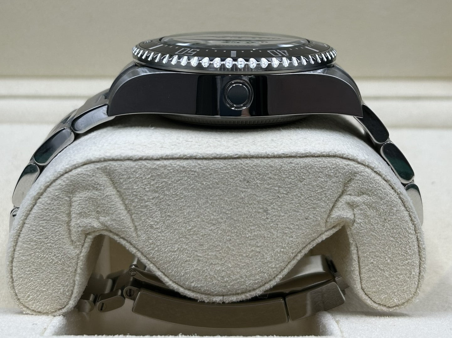 Rolex Sea-Dweller 44mm Deepsea Black 136660 – MVP Jewelers Miami