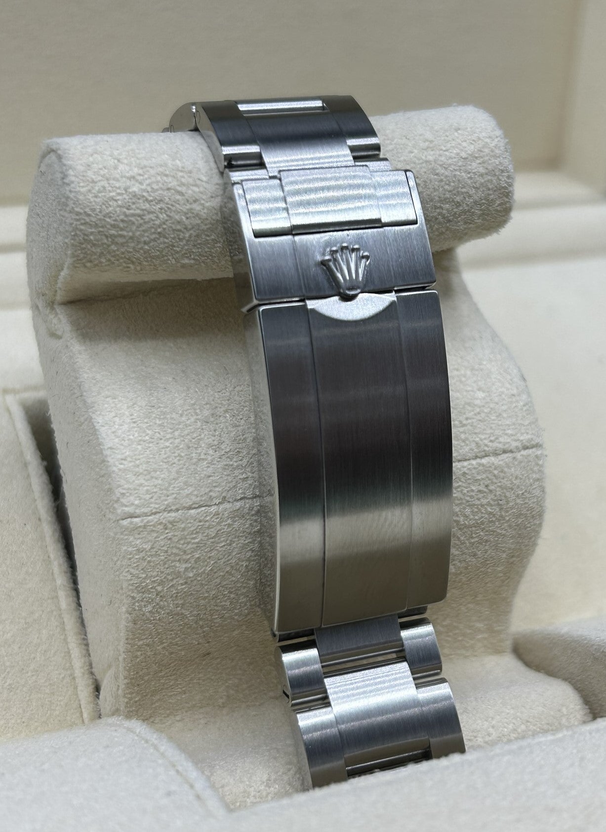 Rolex Sea-Dweller 44mm Deepsea Black 136660 – MVP Jewelers Miami