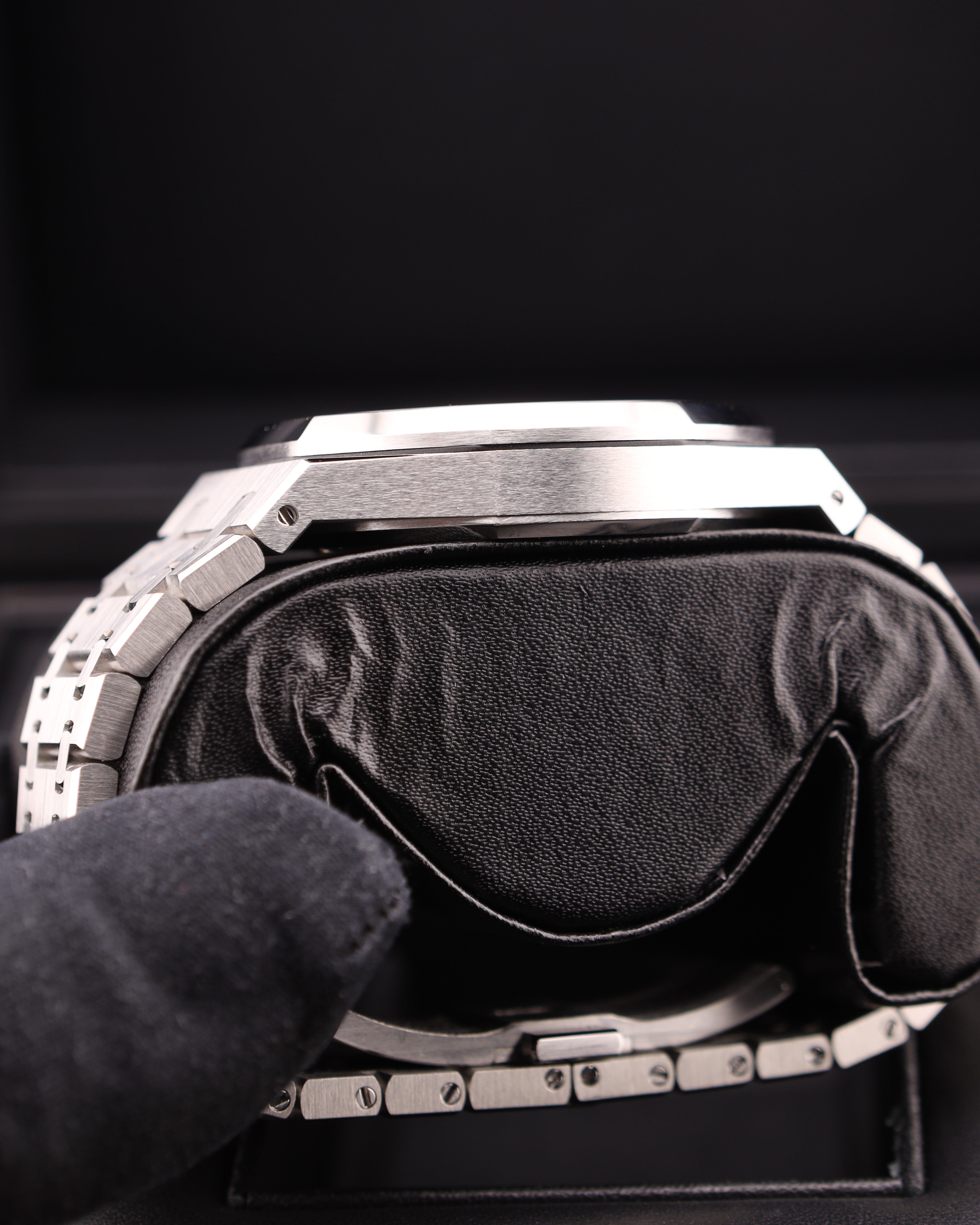 Audemars Piguet Royal Oak Grey Rhodium Dial 15500ST