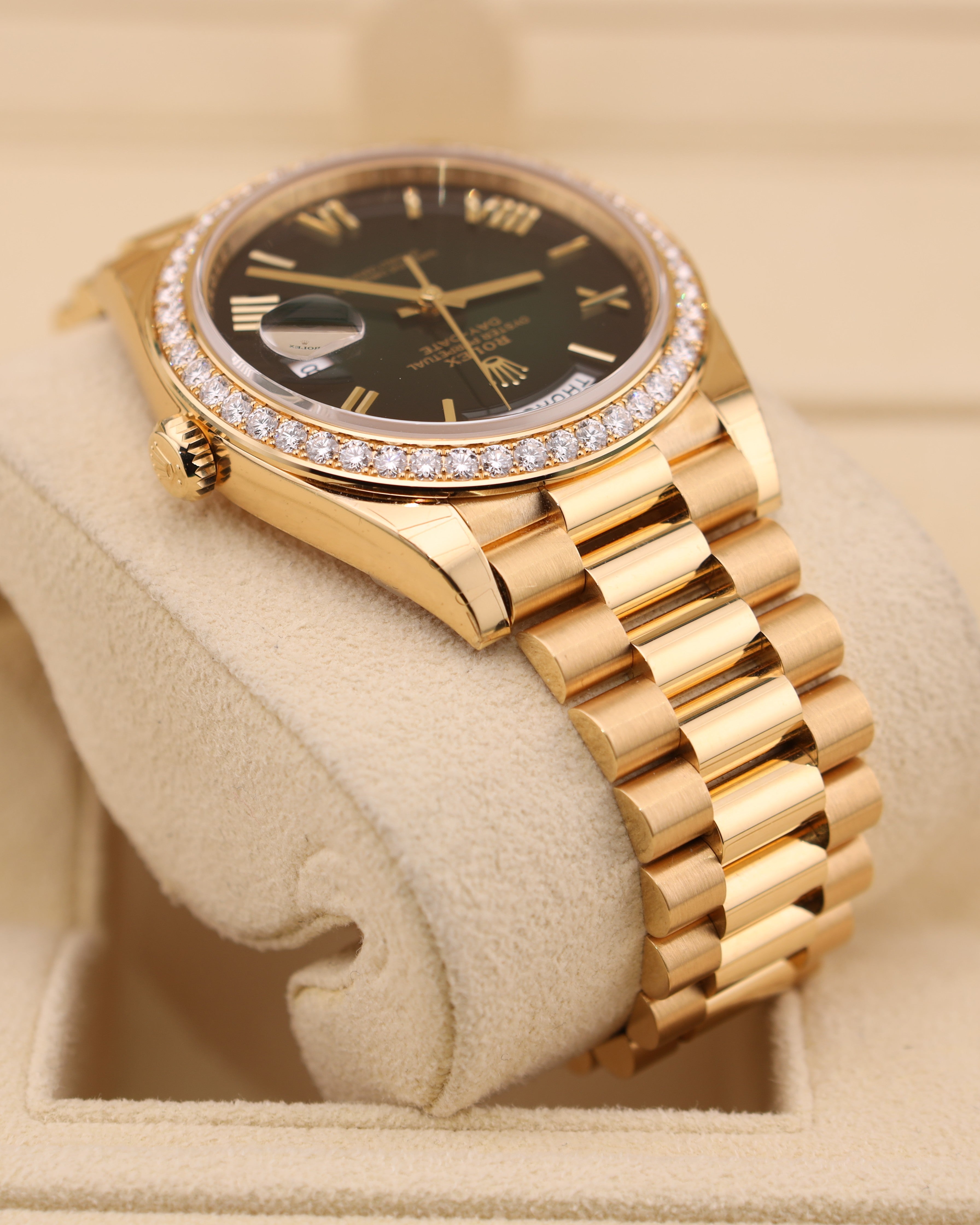 Rolex Day-Date 40 Green Ombre Presidential Diamond Bezel 228348RBR Factory Stickers