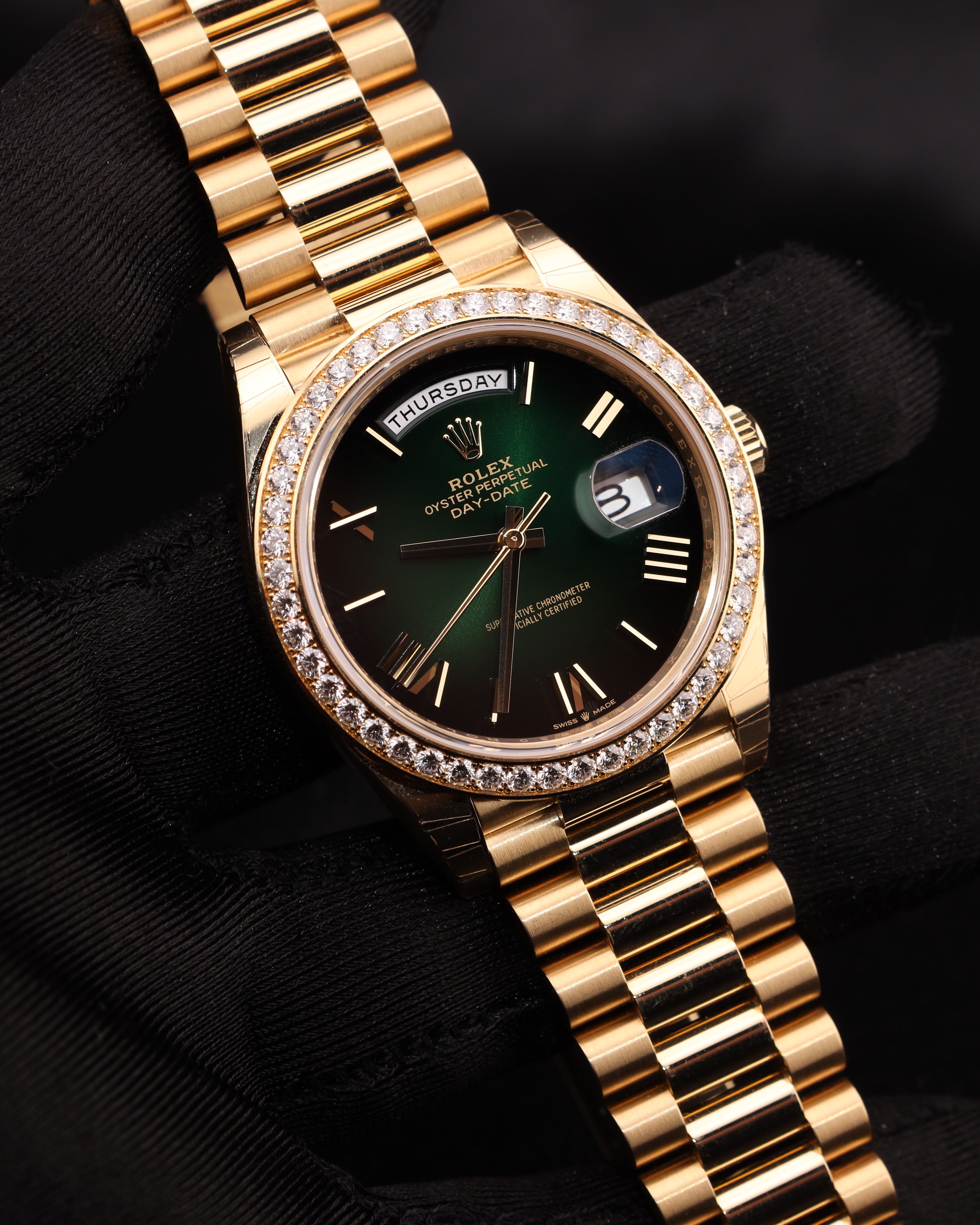 Rolex Day-Date 40 Green Ombre Presidential Diamond Bezel 228348RBR Factory Stickers