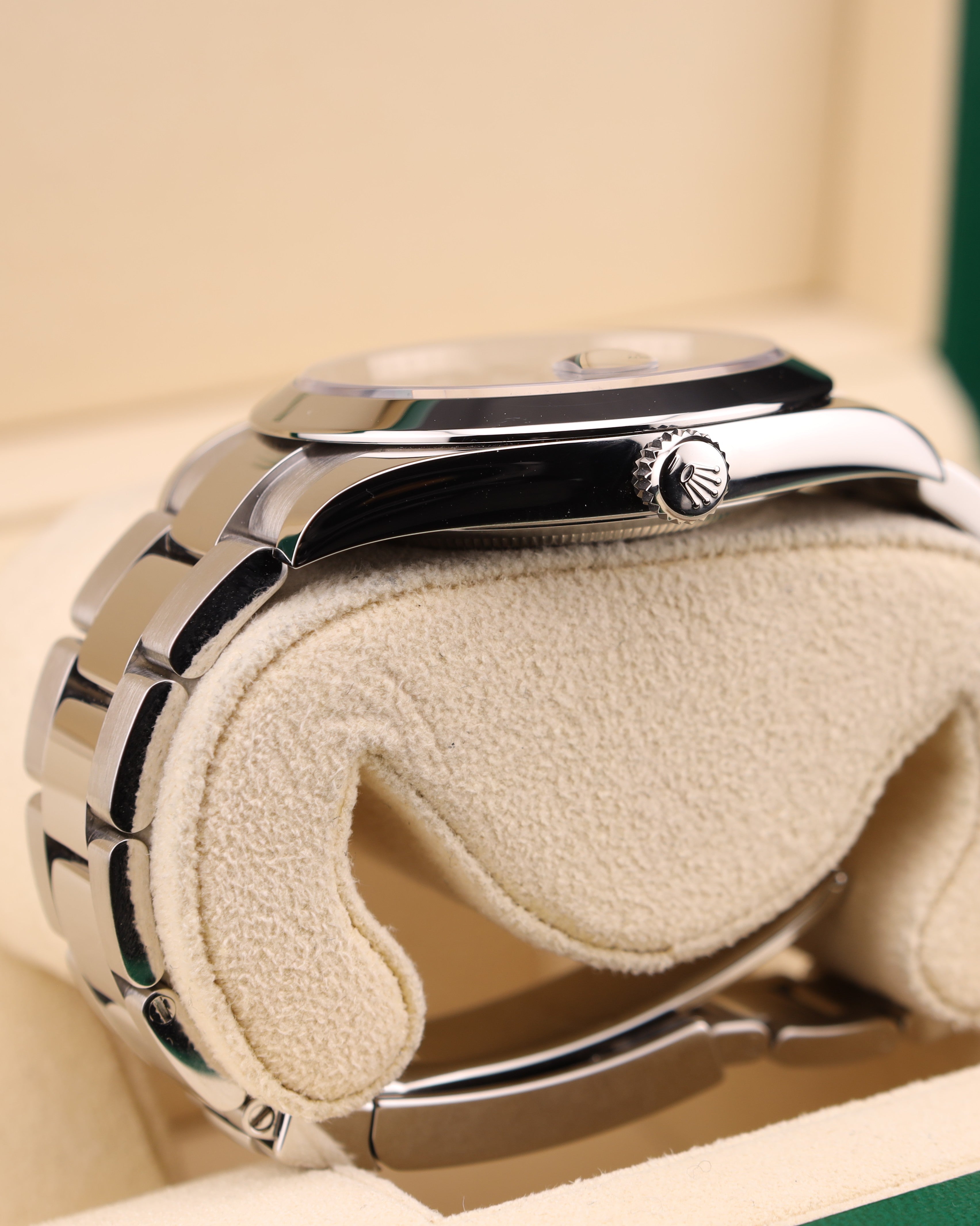 Rolex Datejust 41 Blue Dial Smooth Bezel on Oyster 126300