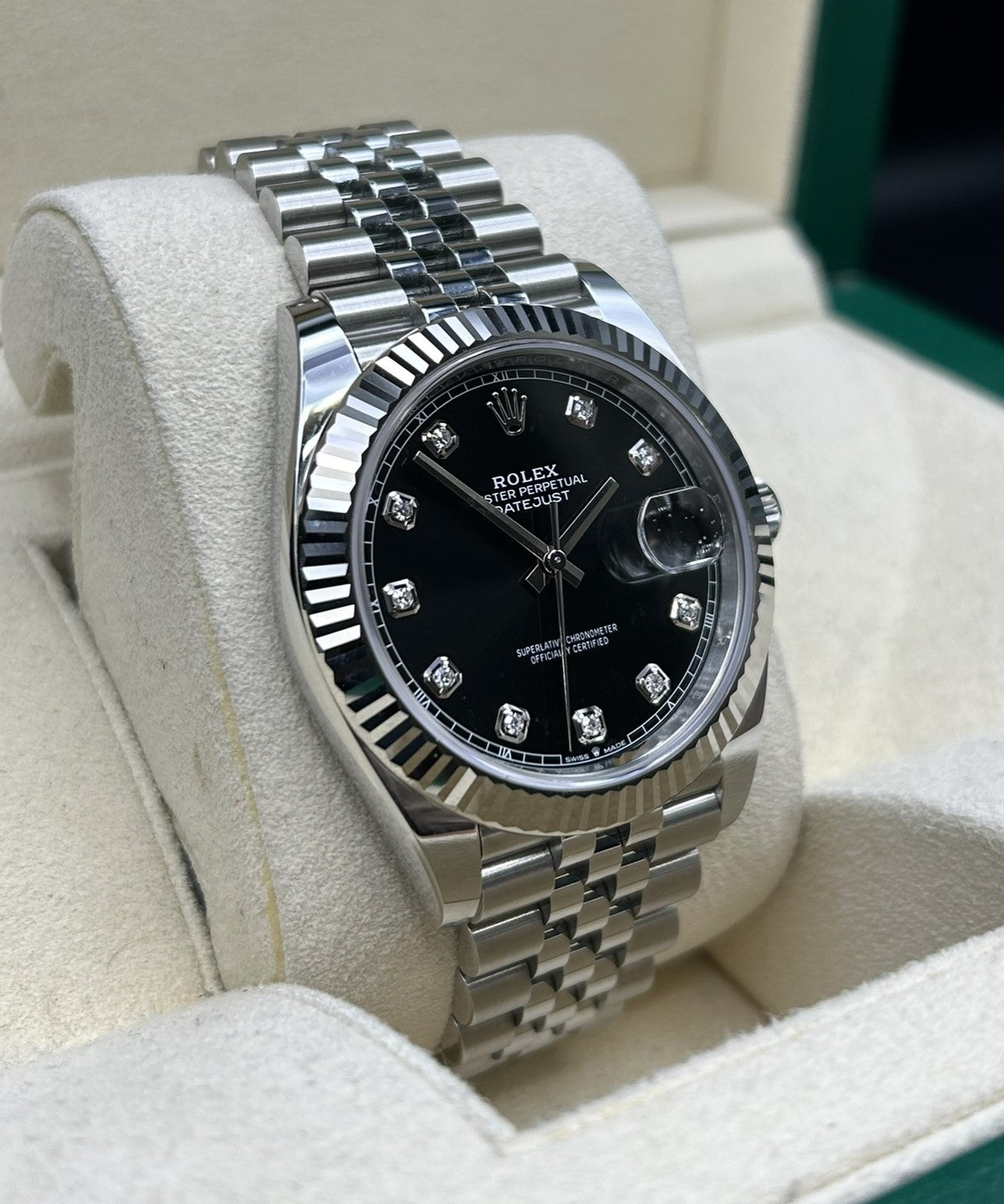 Rolex Datejust 41 Black Diamond  Dial 126334 Jubilee