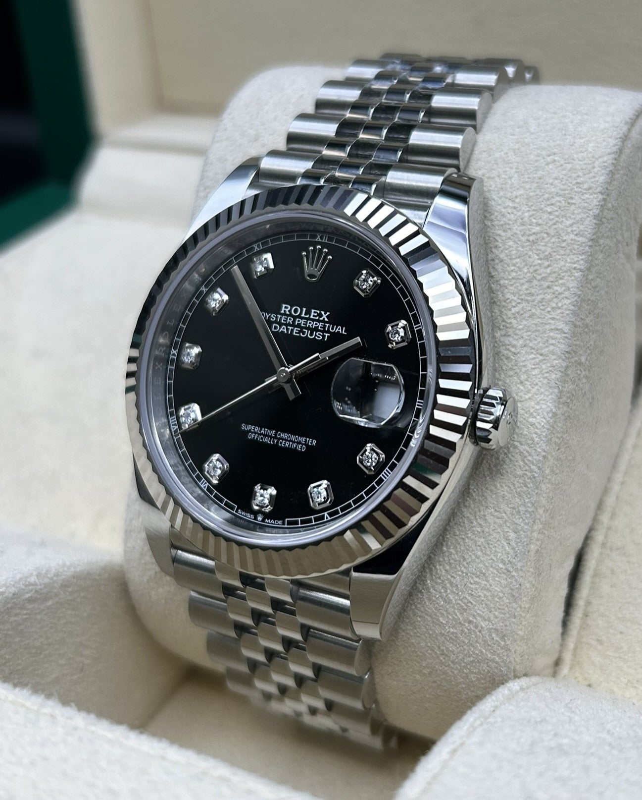 Rolex Datejust 41 Black Diamond  Dial 126334 Jubilee