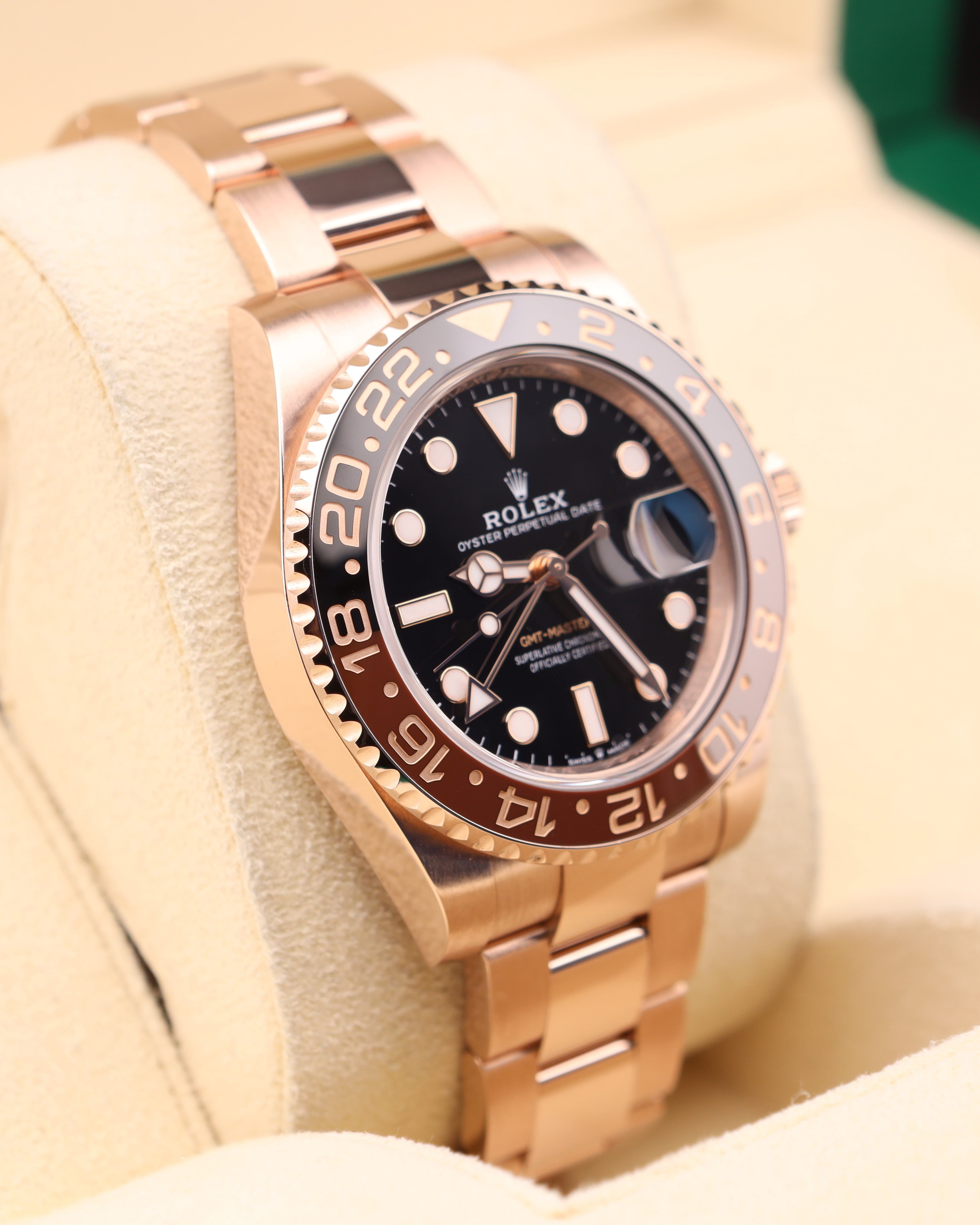Rolex GMT-Master II Rootbeer Full Rose Gold 126715CHNR