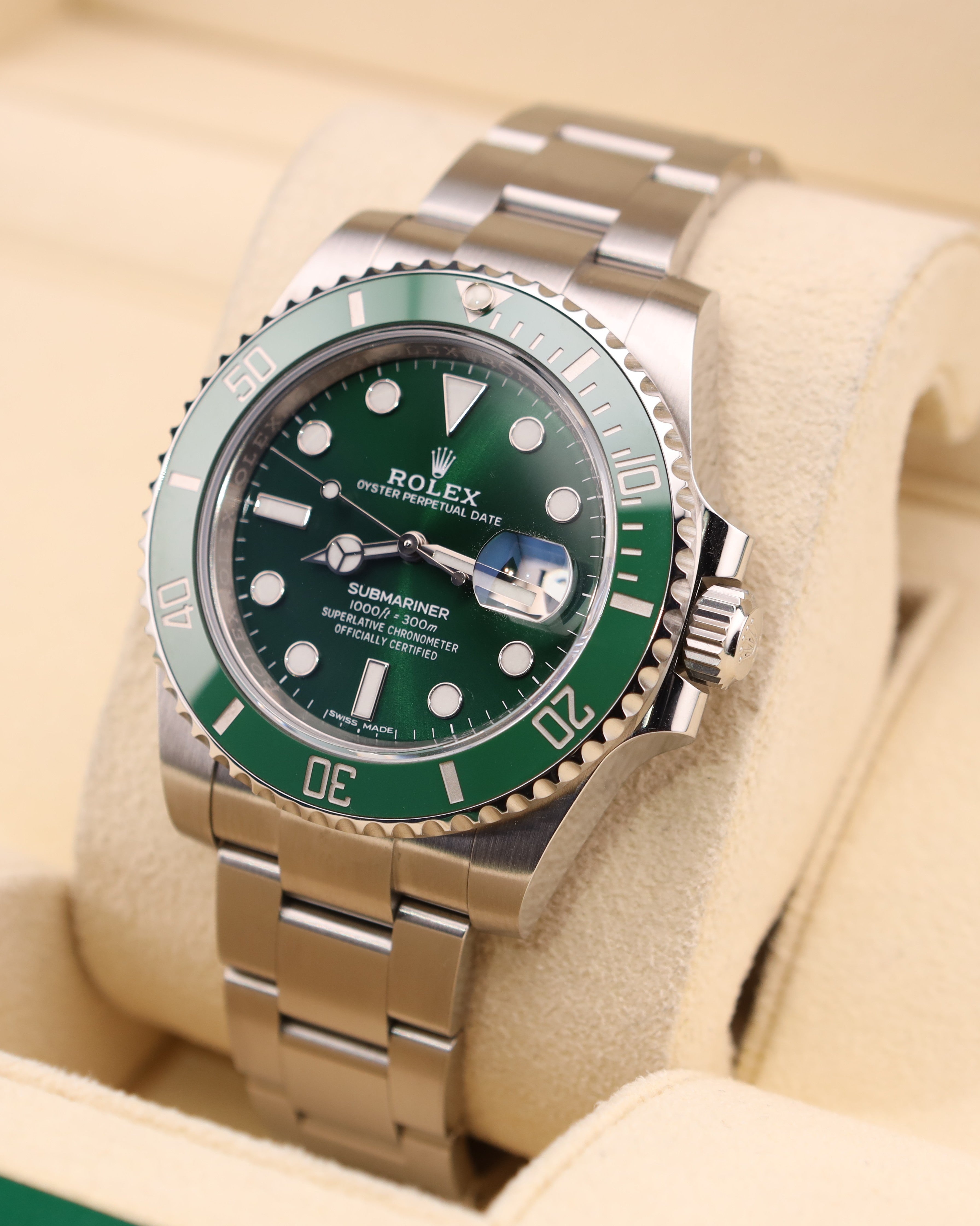 Rolex Submariner Date HULK Green Dial Oyster 116610LV