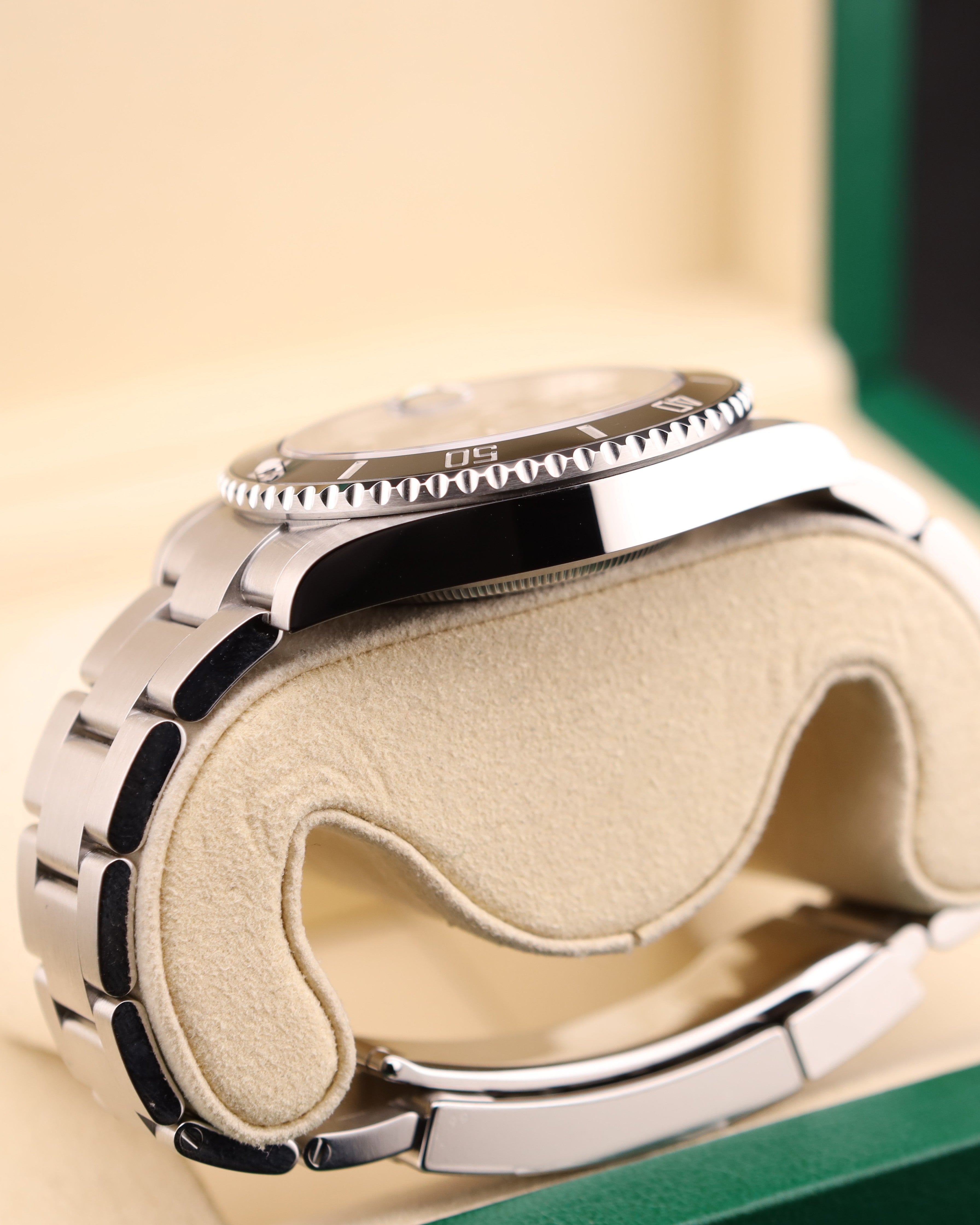 Rolex Submariner Date 41 Black Dial on Oyster 126610LN