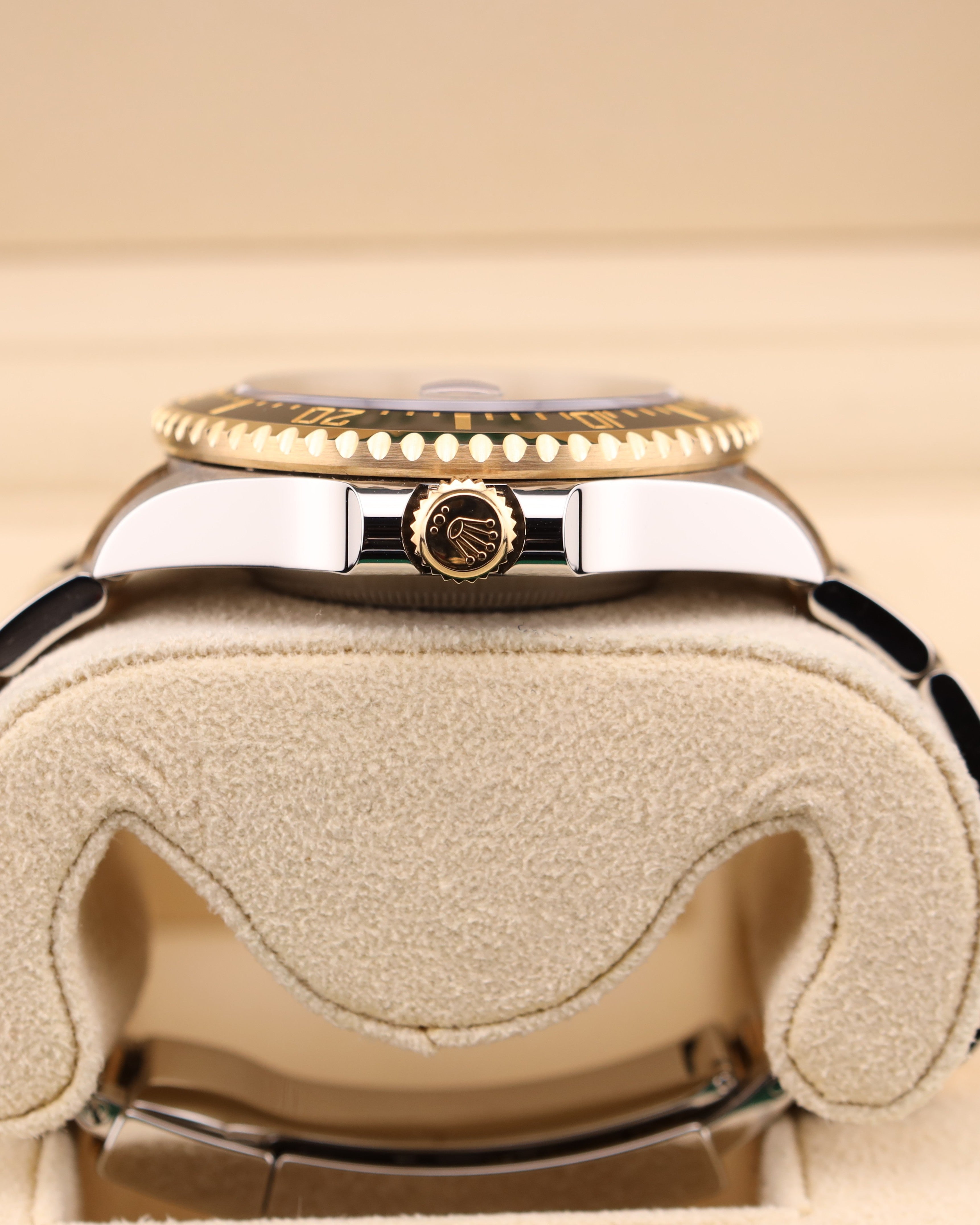 Rolex Sea-Dweller Black Dial Two Tone Yellow Gold on Oyster 126603