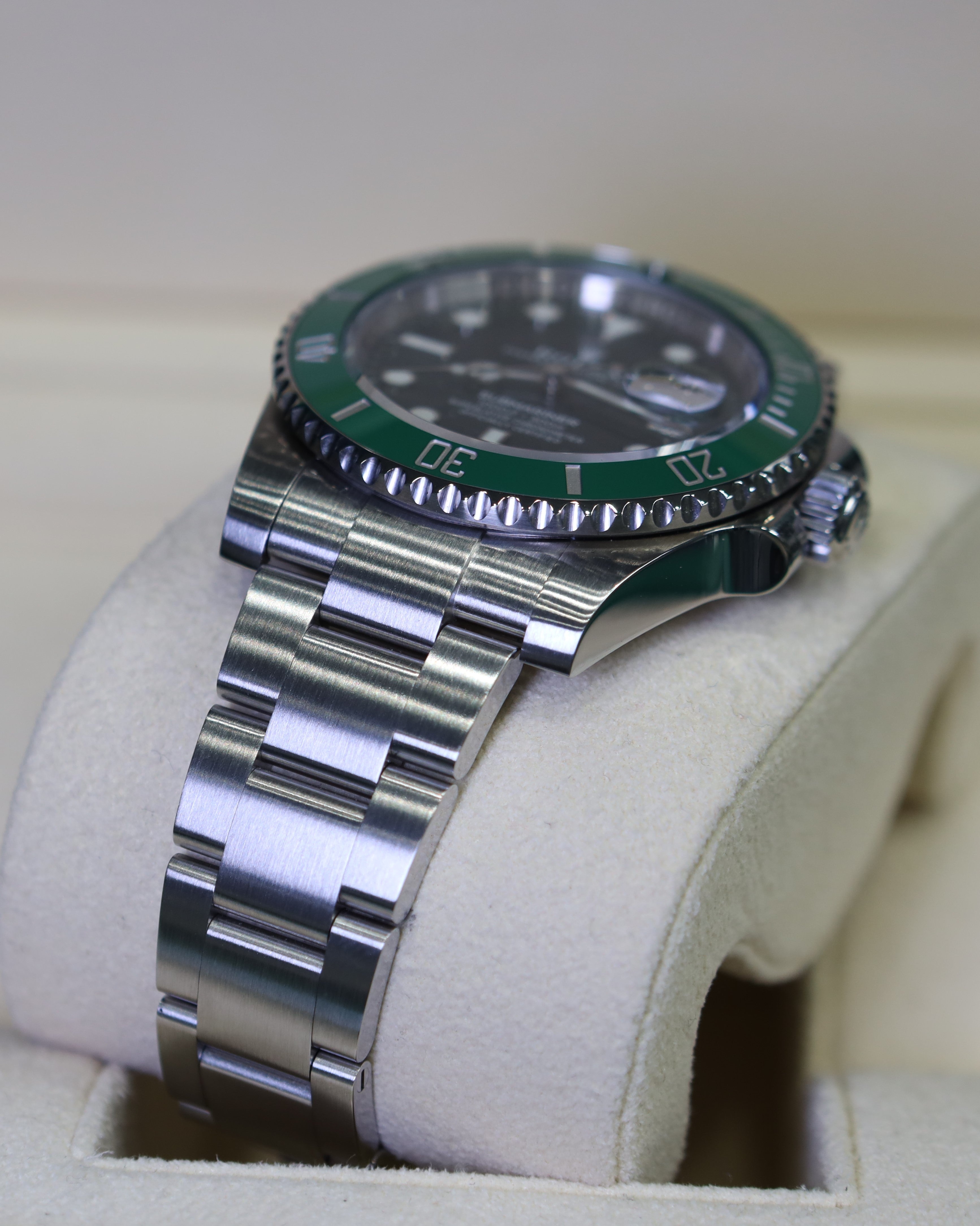 Rolex Submariner Date Hulk 116610LV - 2020 – MVP Jewelers Miami
