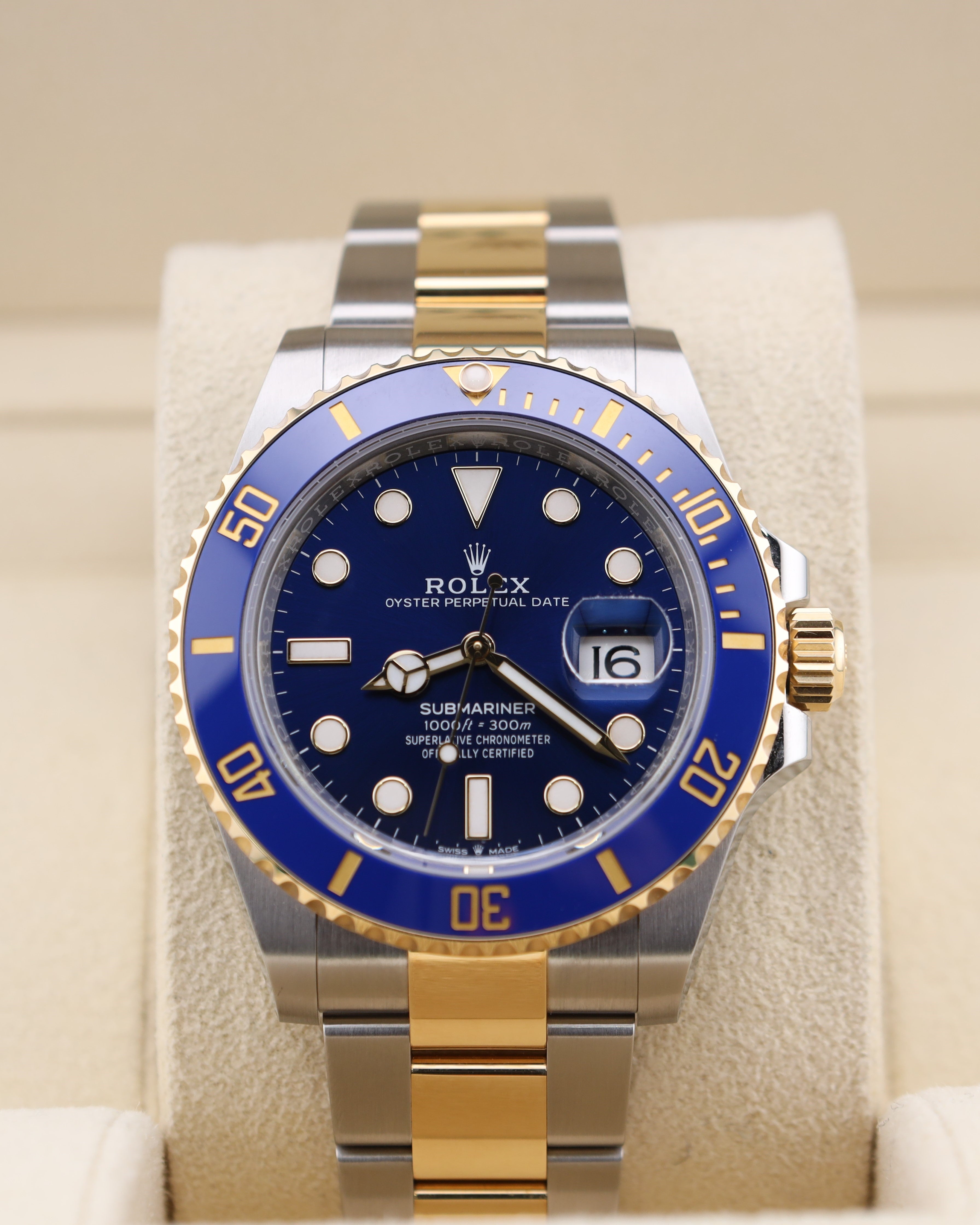 Rolex Submariner Date Bluesy 41 126613LB Full Set