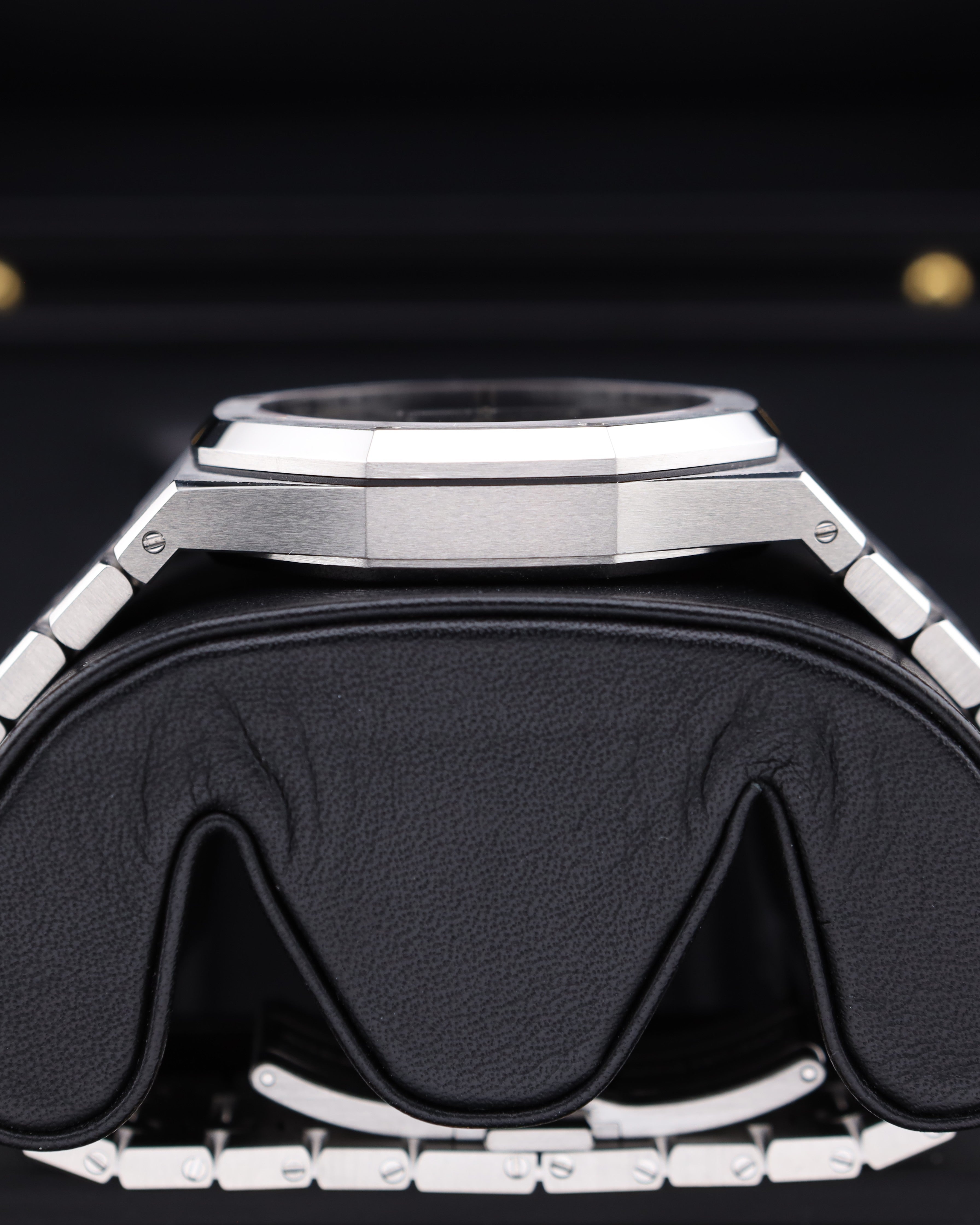 Audemars Piguet Royal Oak 15500ST Black Dial Exhibition Caseback
