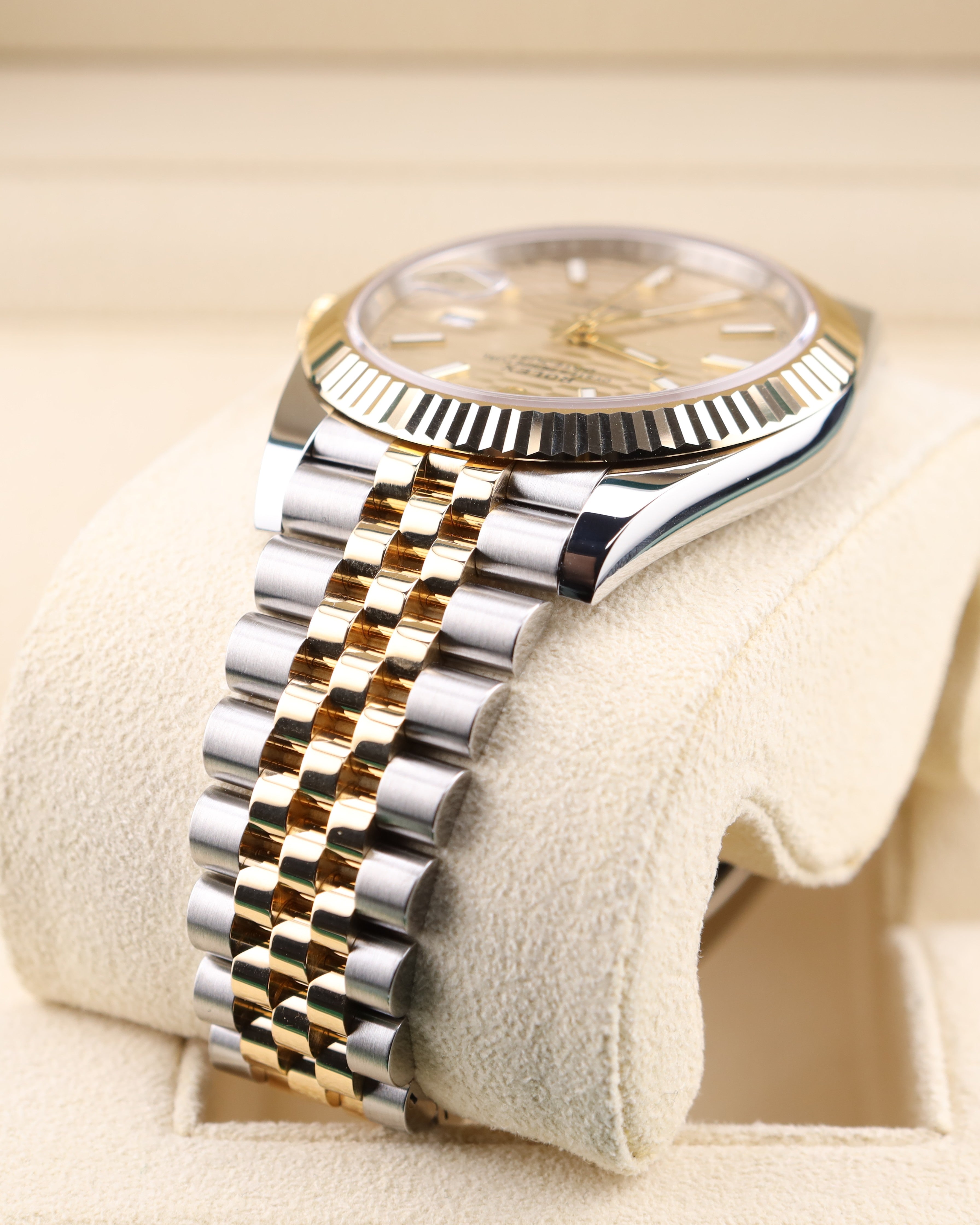 Rolex Datejust 41 Champagne Motif Dial Two Tone Yellow Jubilee