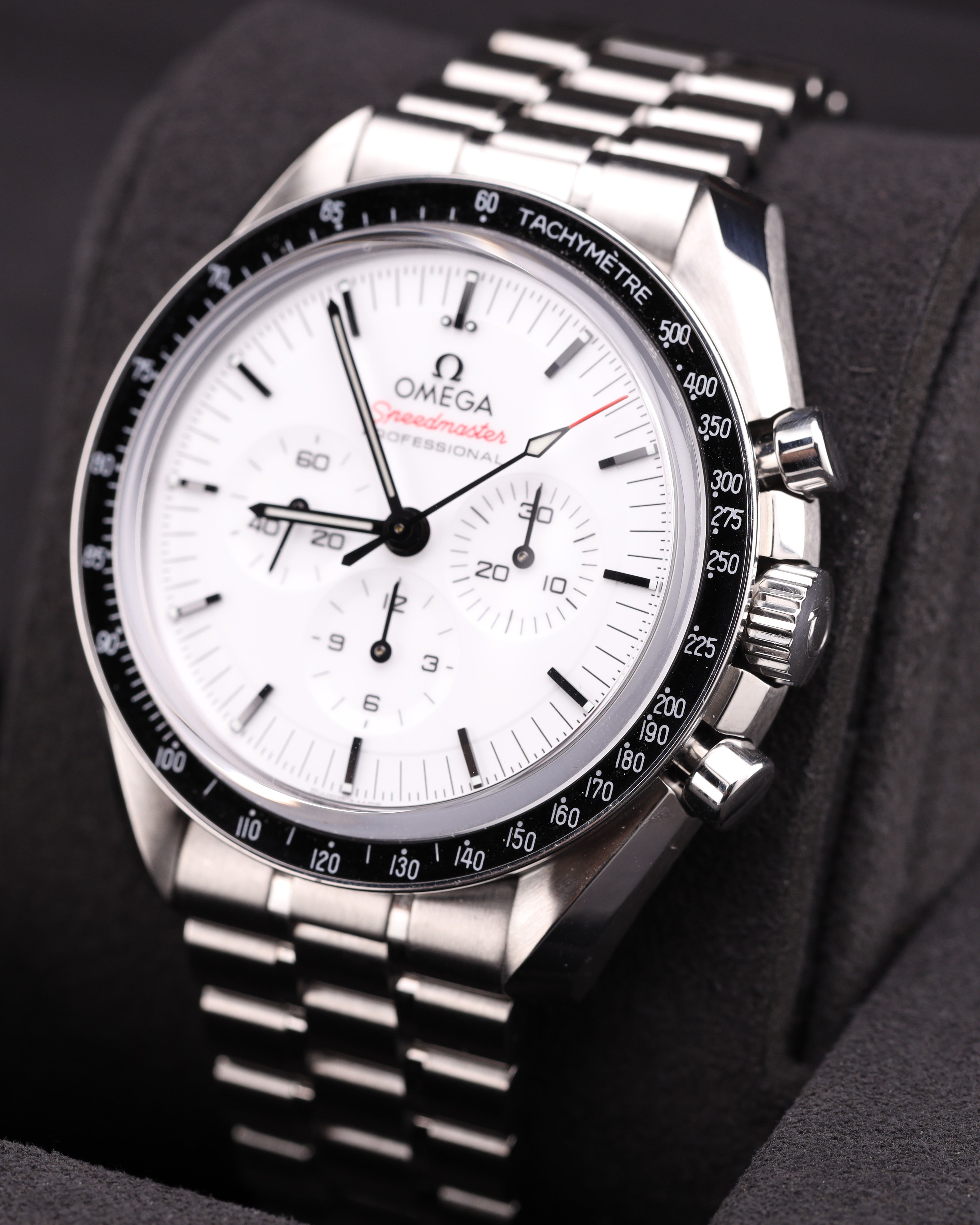 Omega Speedmaster Professional Moonwatch White Dial 310.30.42.50.04.001