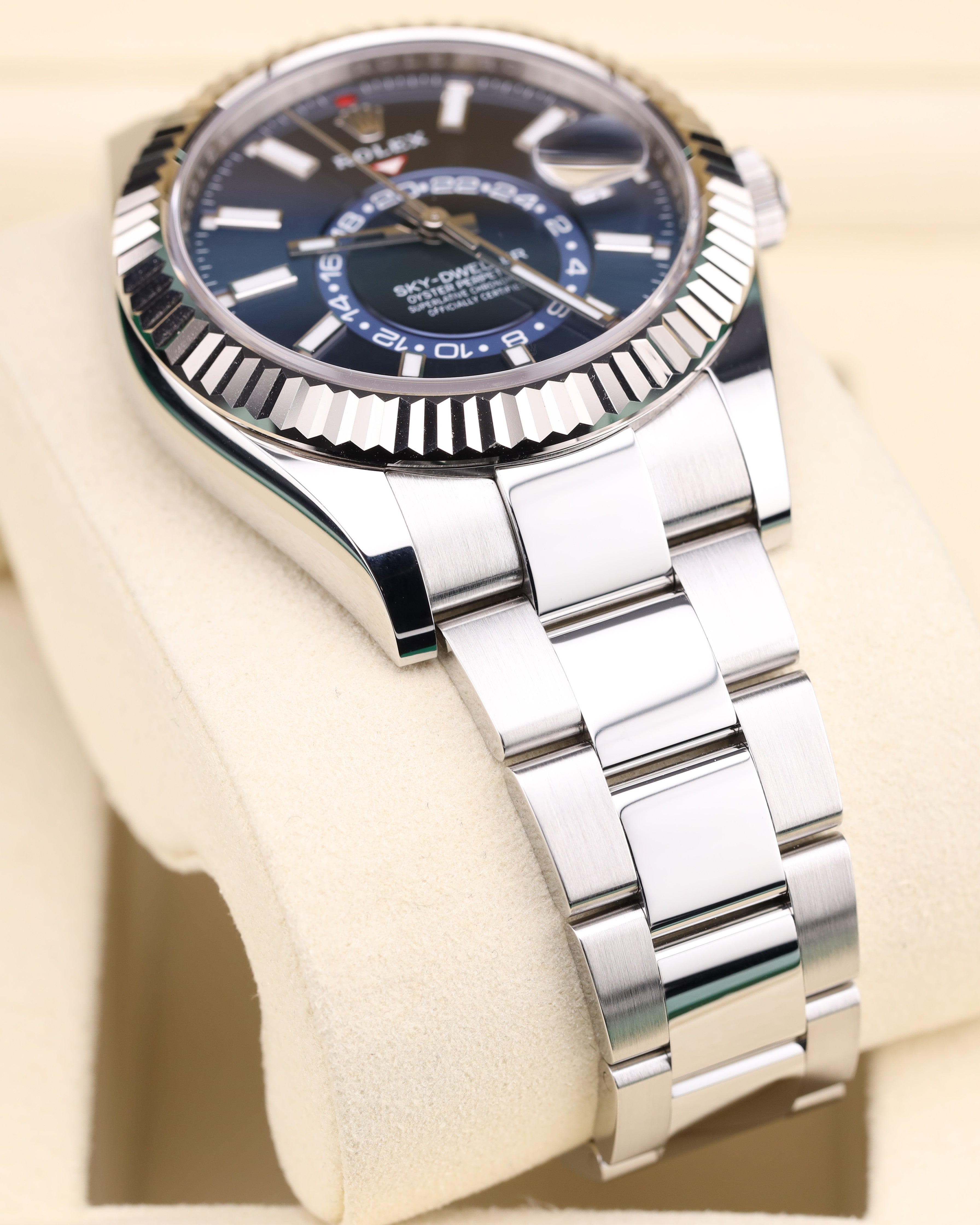 Rolex Sky Dweller 42mm Blue Dial on Oyster Bracelet 336934 - 2026