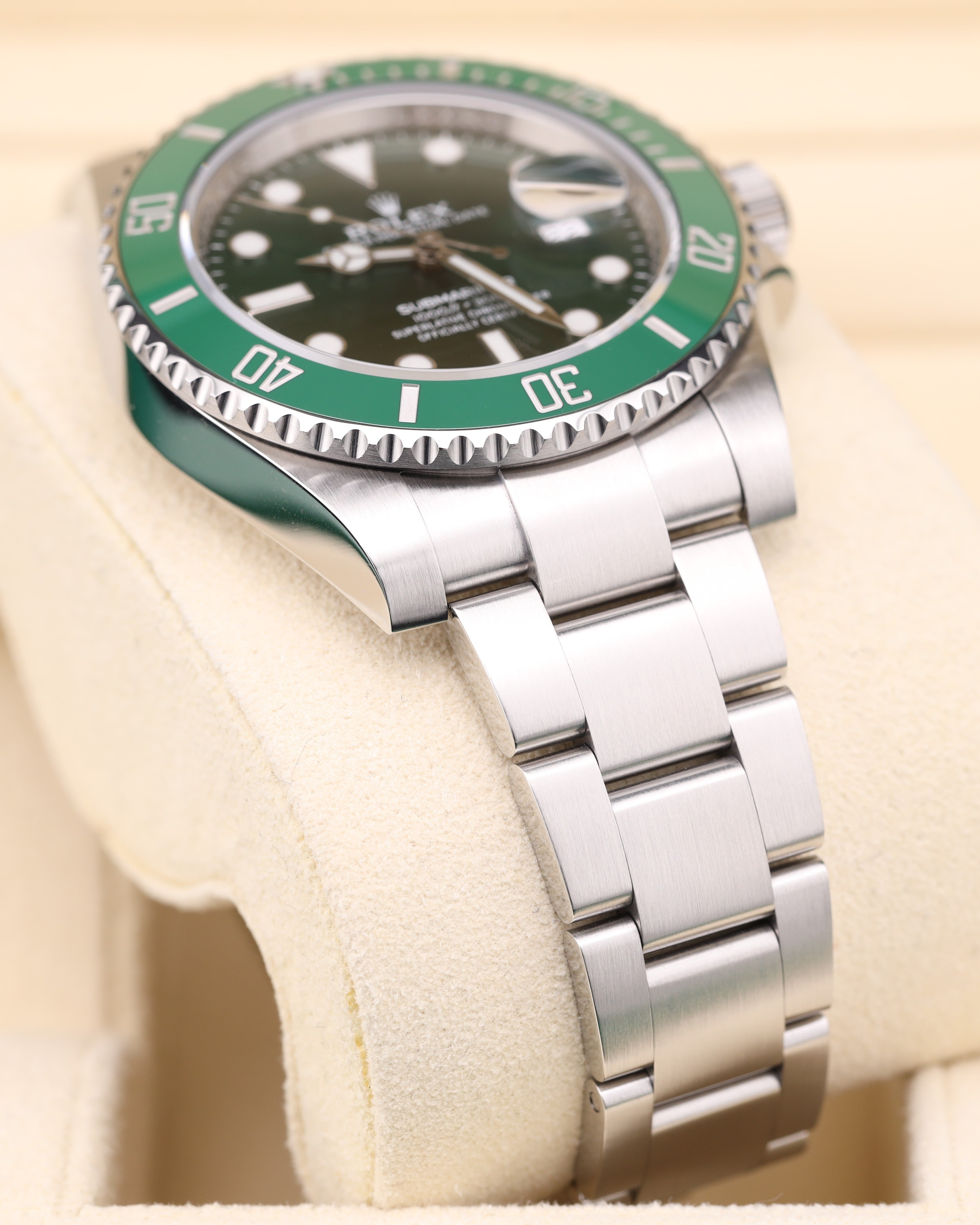 Rolex Submariner Date HULK Green Dial Oyster 116610LV – MVP
