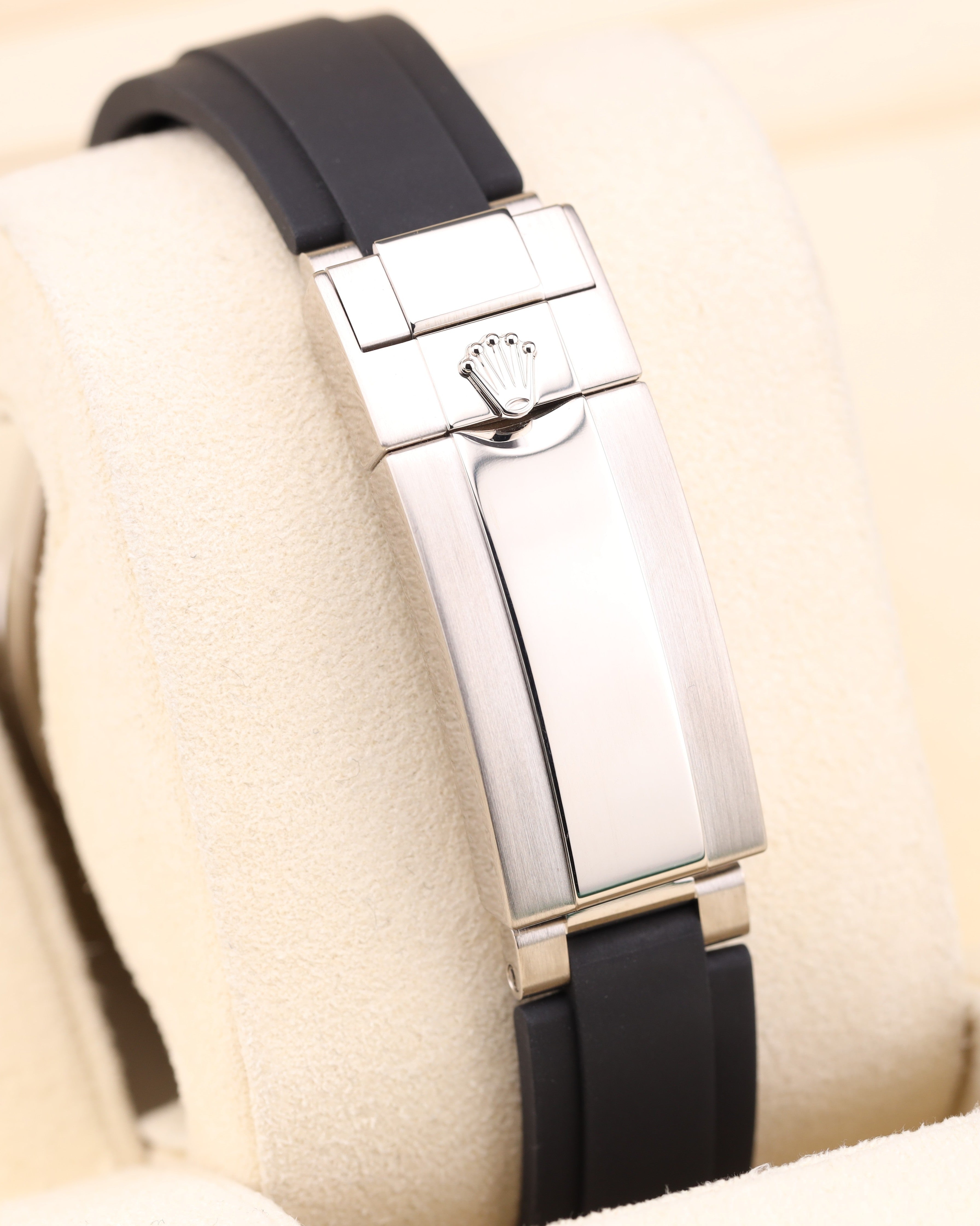 Rolex Yacht-Master 42 Black Dial White Gold on Oysterflex 226659