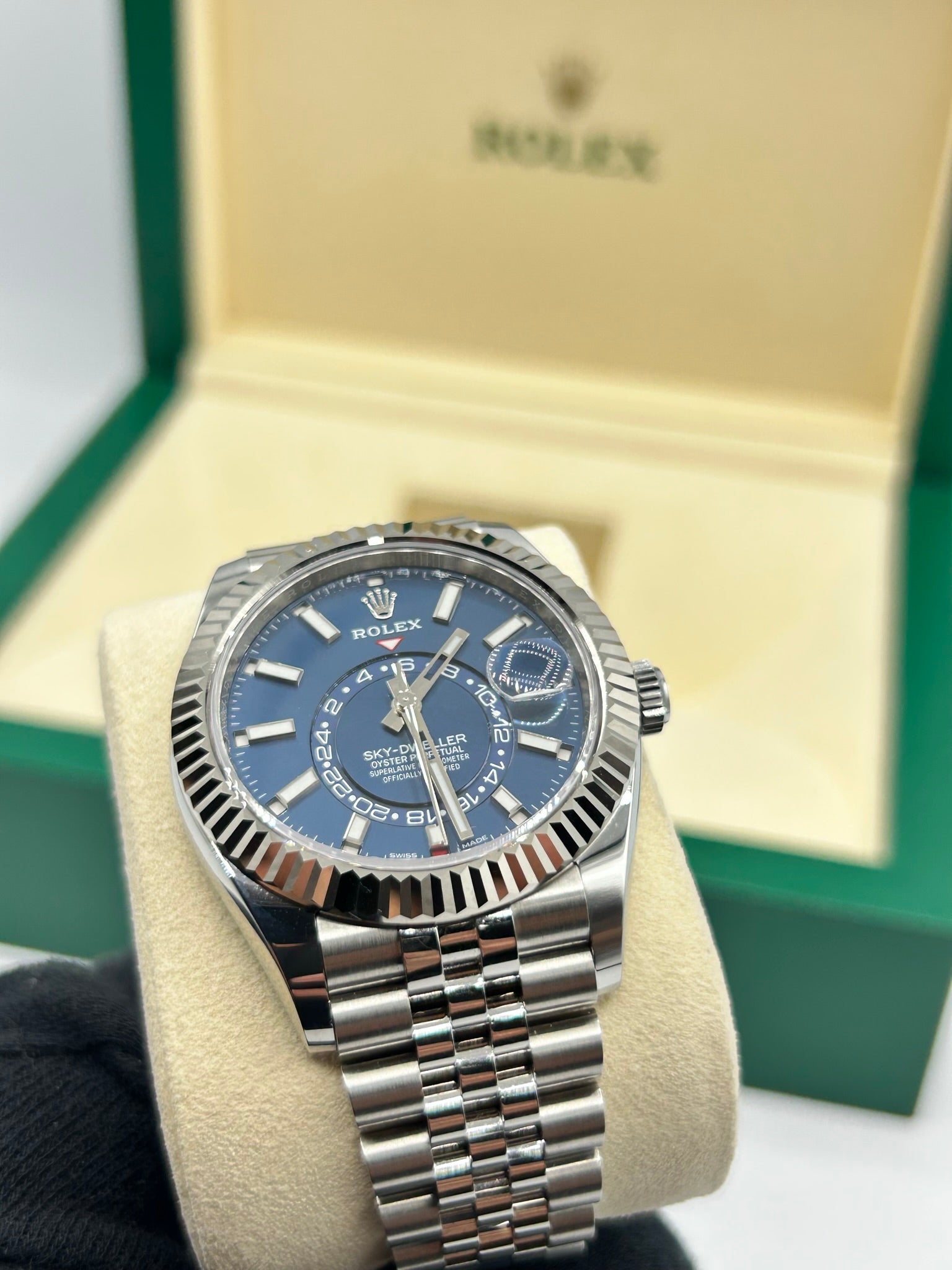 Rolex Sky-Dweller Blue Dial 326934 Jubilee